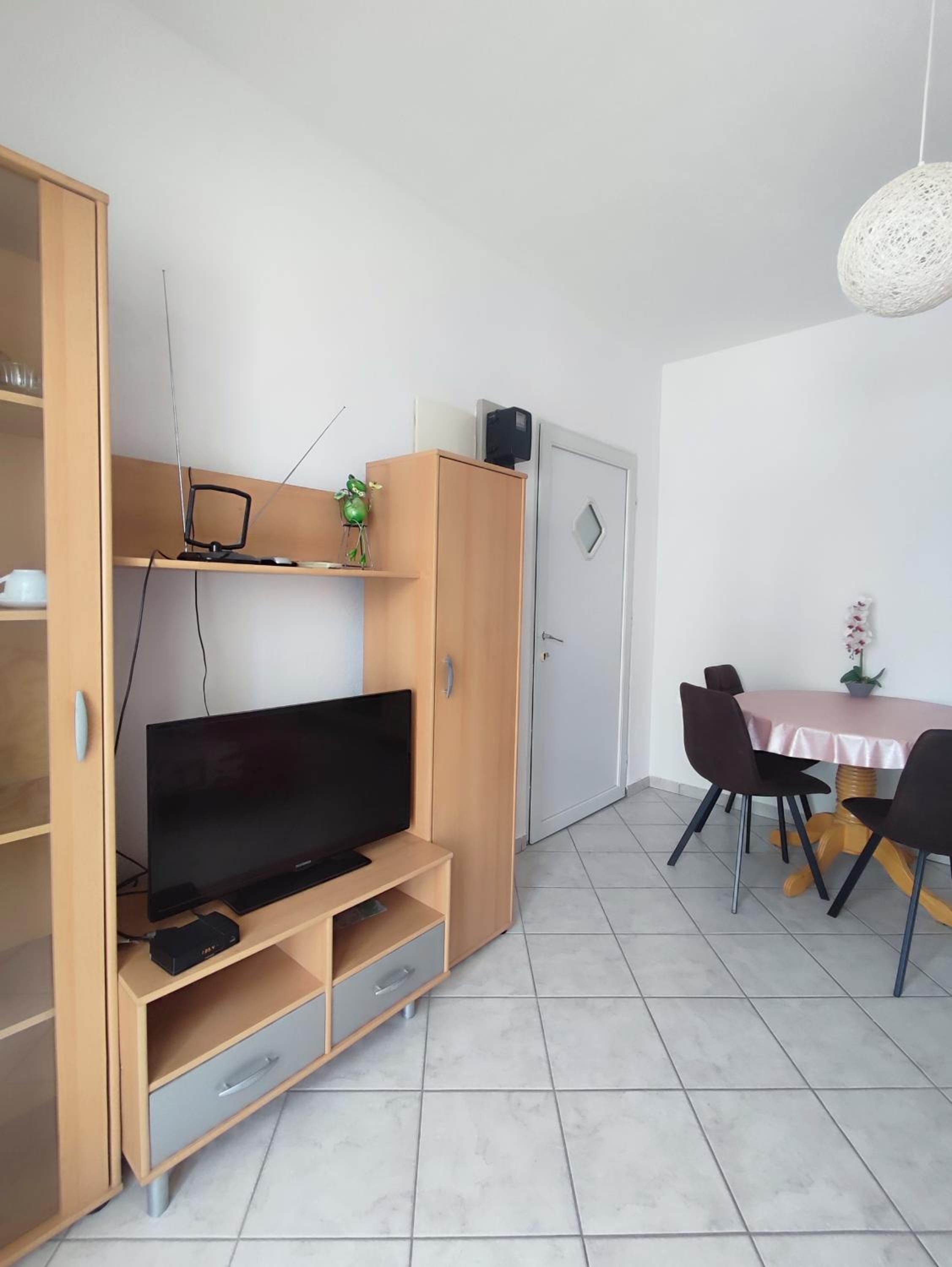 Ravkin Apartments