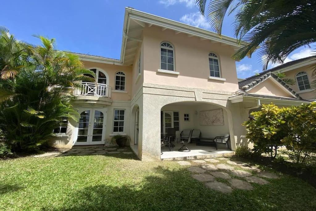 Luxury 3 Br 3 Bth Townhouse in Gated Community