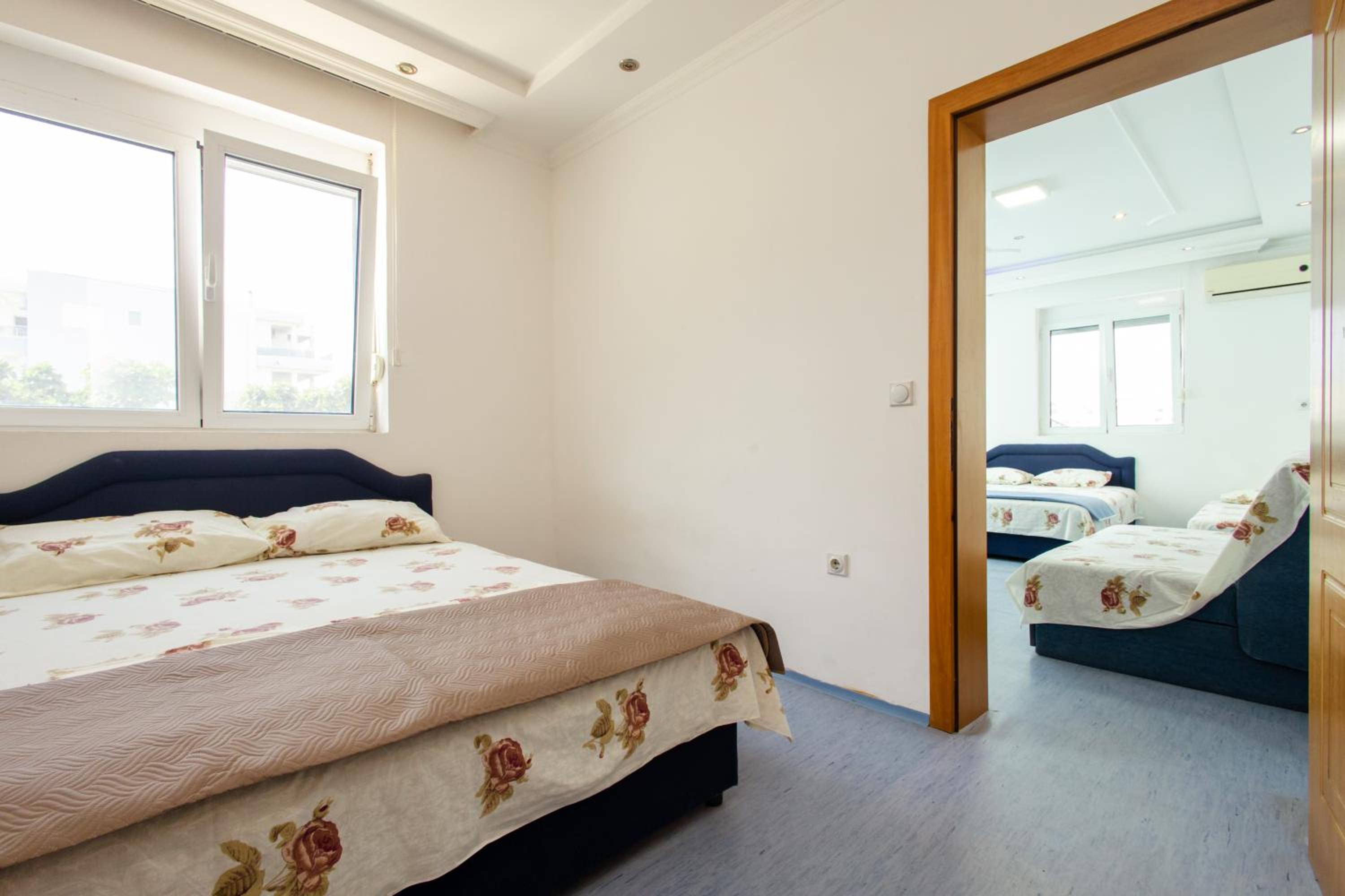 Kraja Apartments
