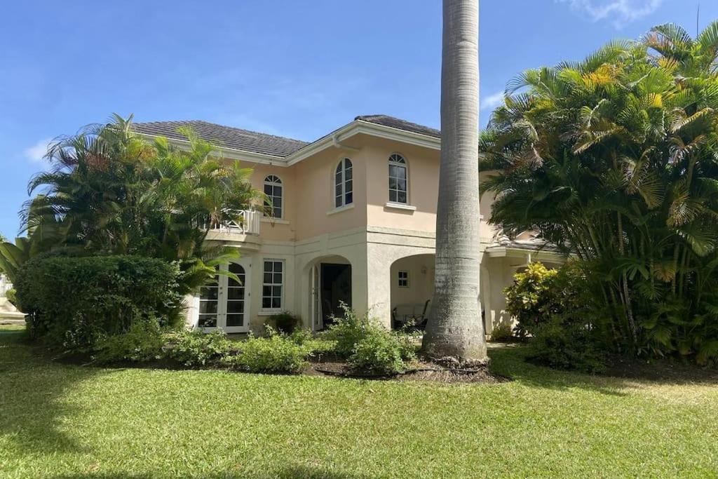Luxury 3 Br 3 Bth Townhouse in Gated Community
