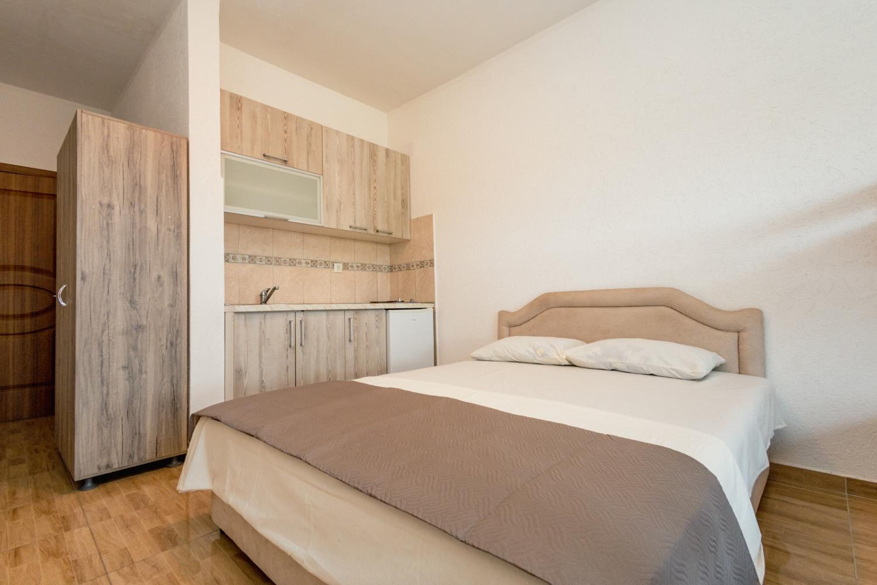 Kraja Apartments