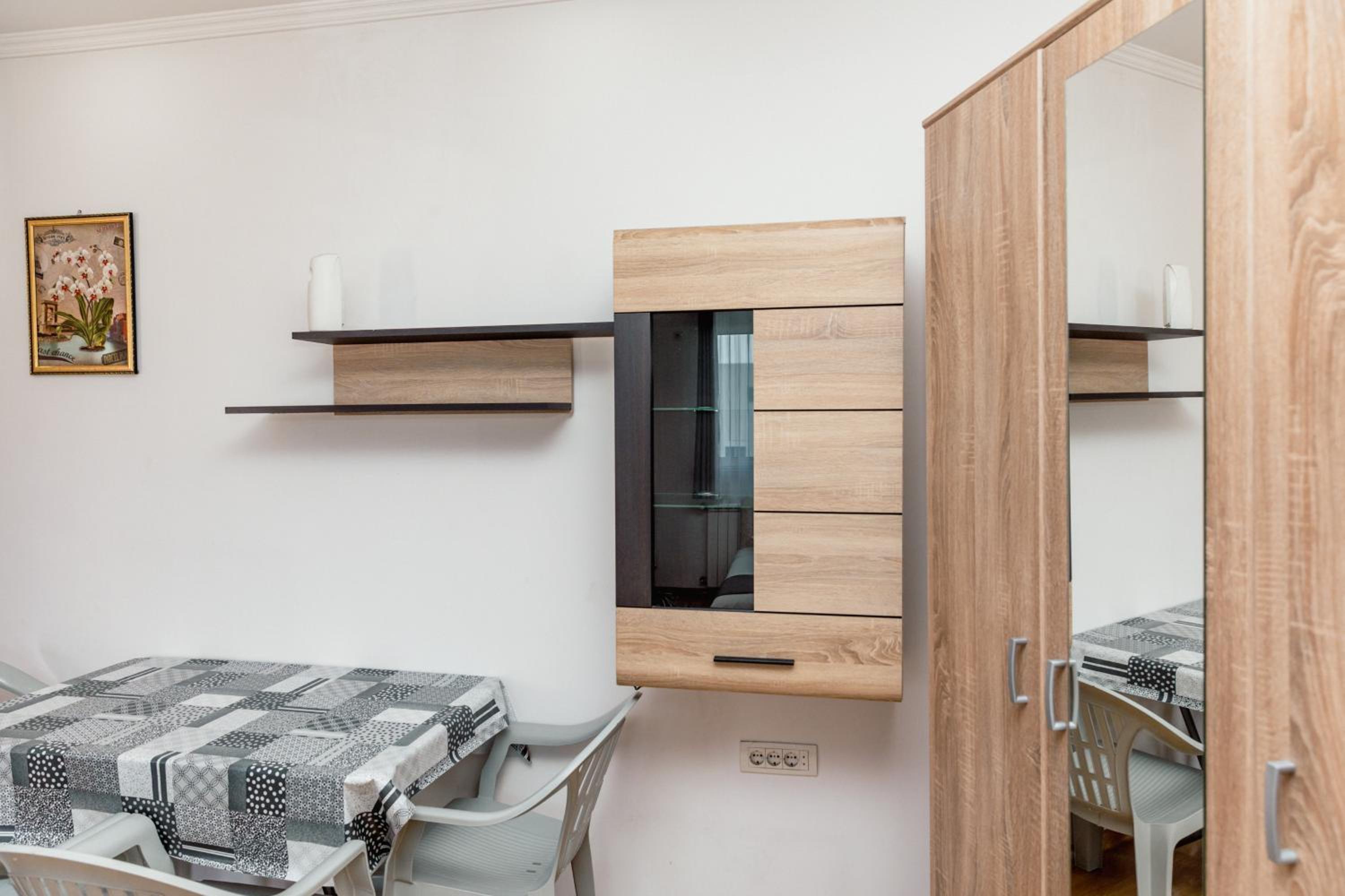 Kraja Apartments