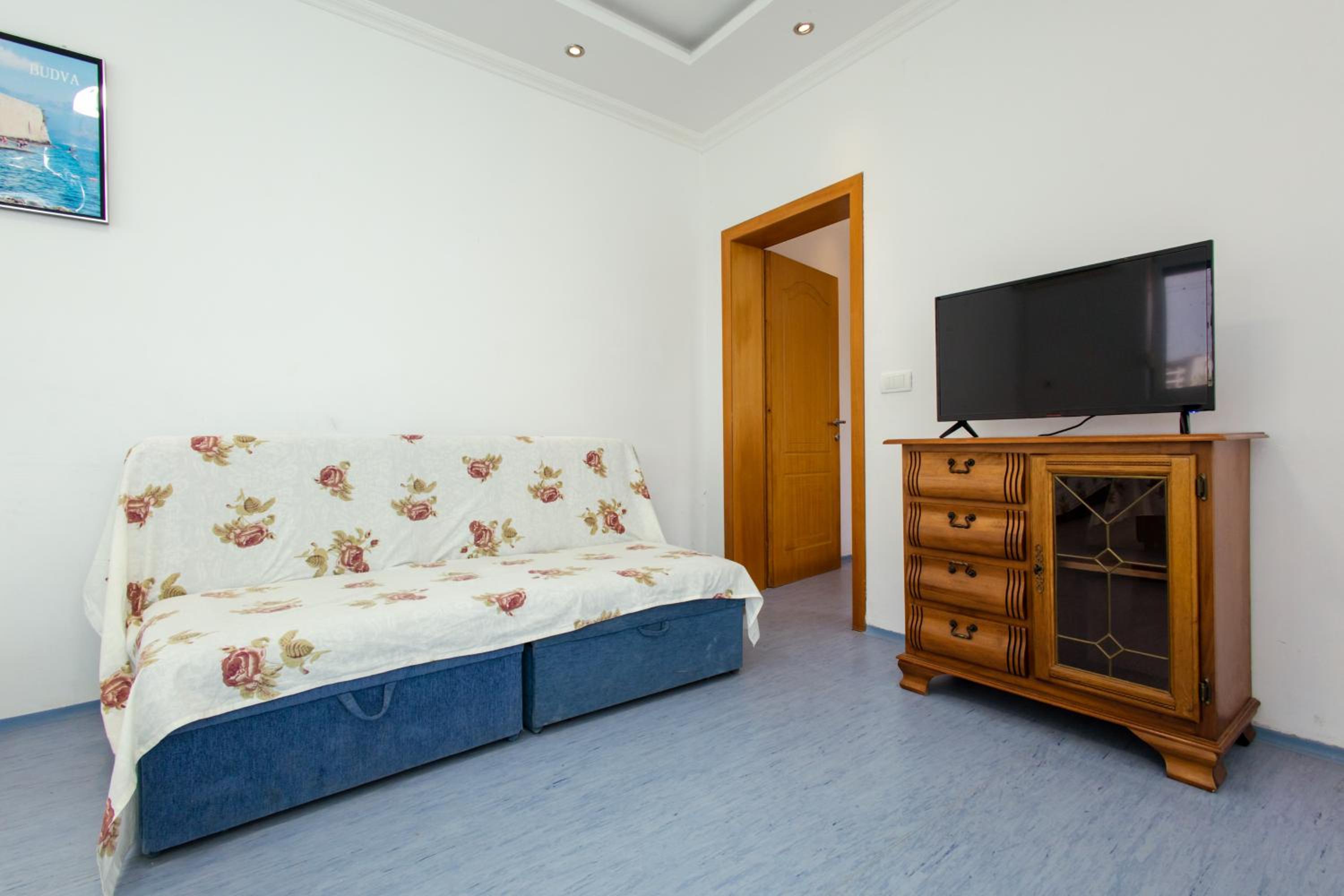 Kraja Apartments