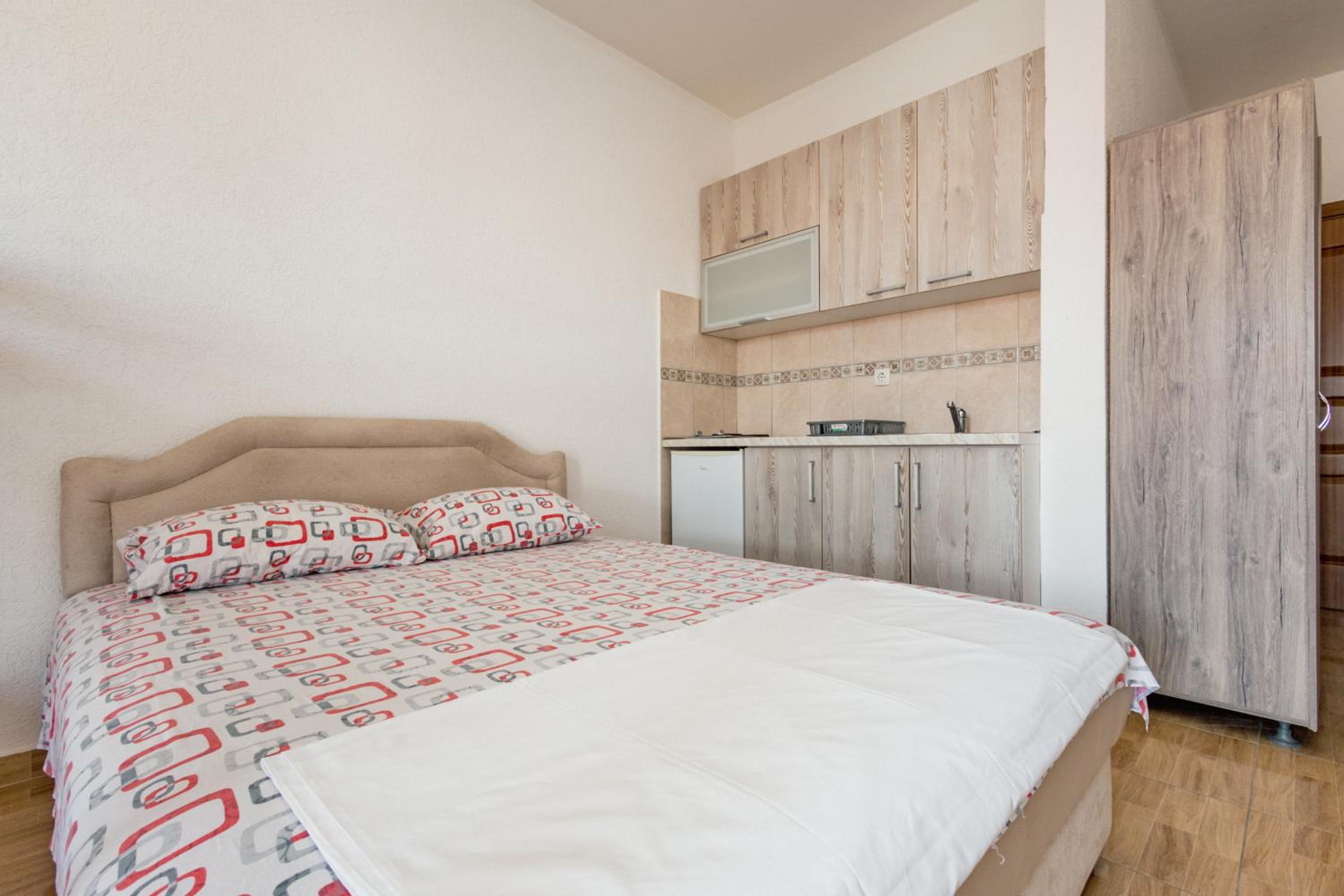 Kraja Apartments
