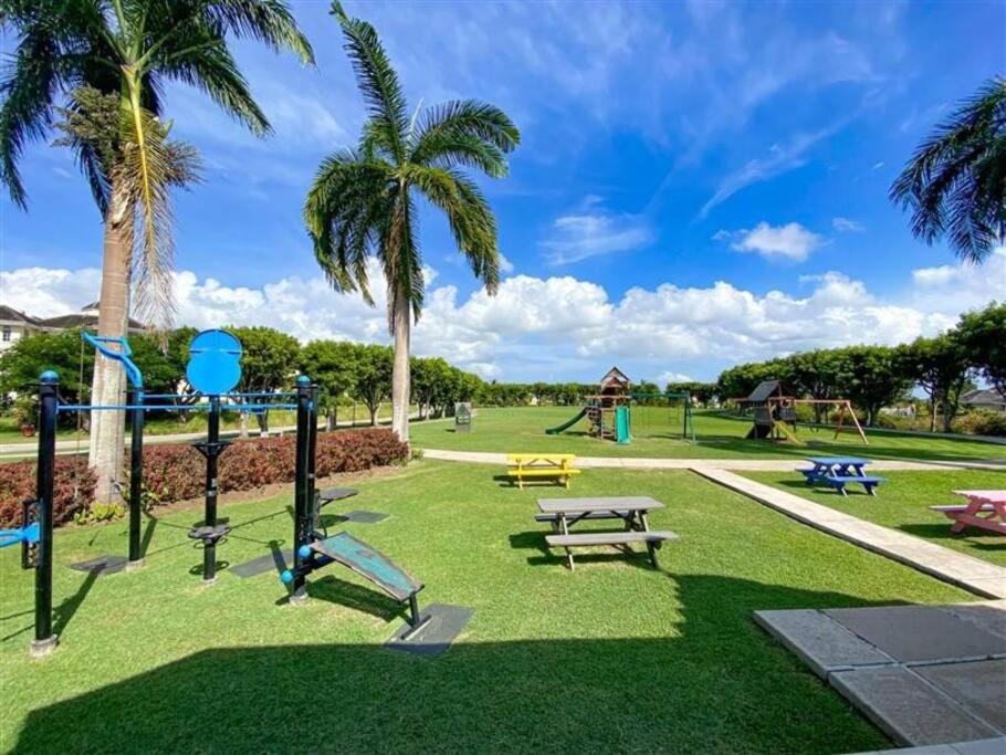 Luxury 3 Br 3 Bth Townhouse in Gated Community