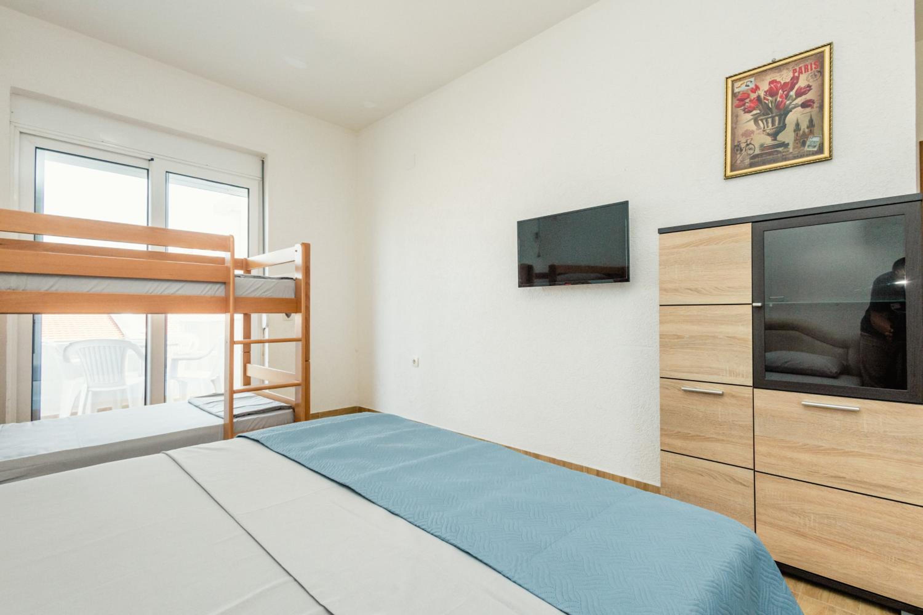 Kraja Apartments