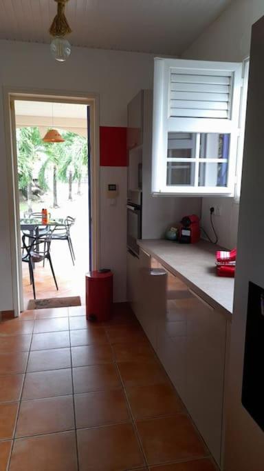 Villa Pakala au Diamant-jolie villa avec piscine et jardin