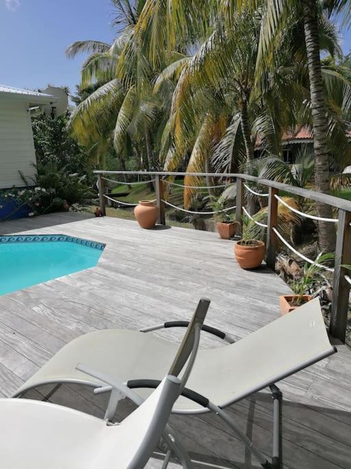 Villa Pakala au Diamant-jolie villa avec piscine et jardin