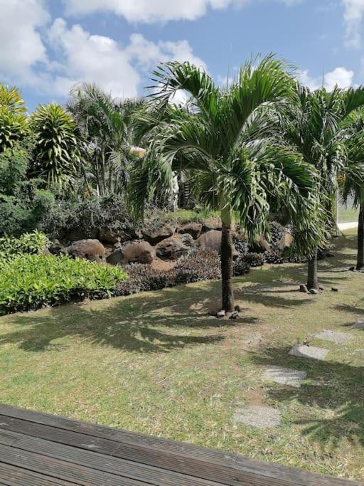 Villa Pakala au Diamant-jolie villa avec piscine et jardin