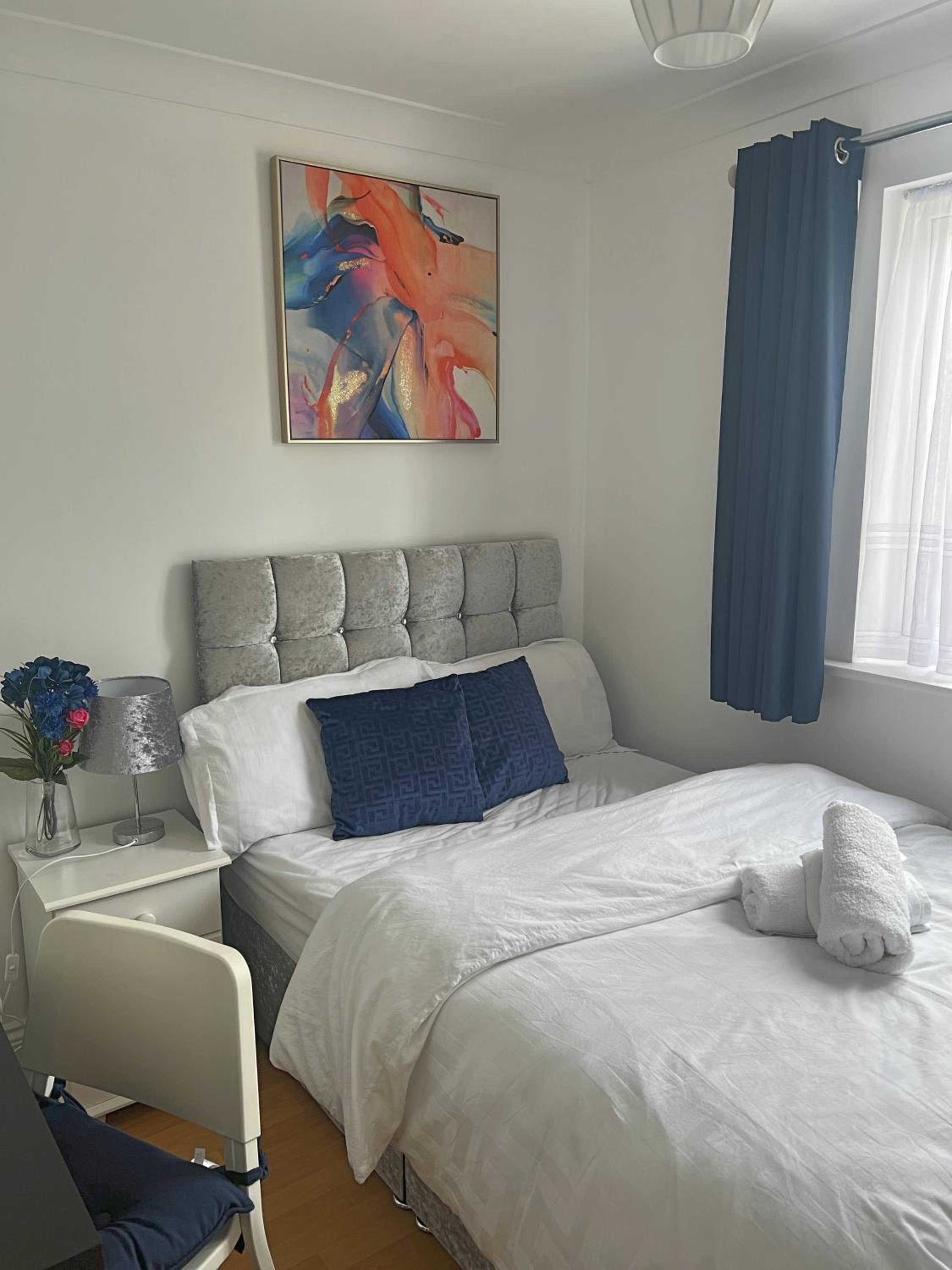 Luxury Rooms And An En-Suite Room With Free WI-FI Clarendon Way view 5