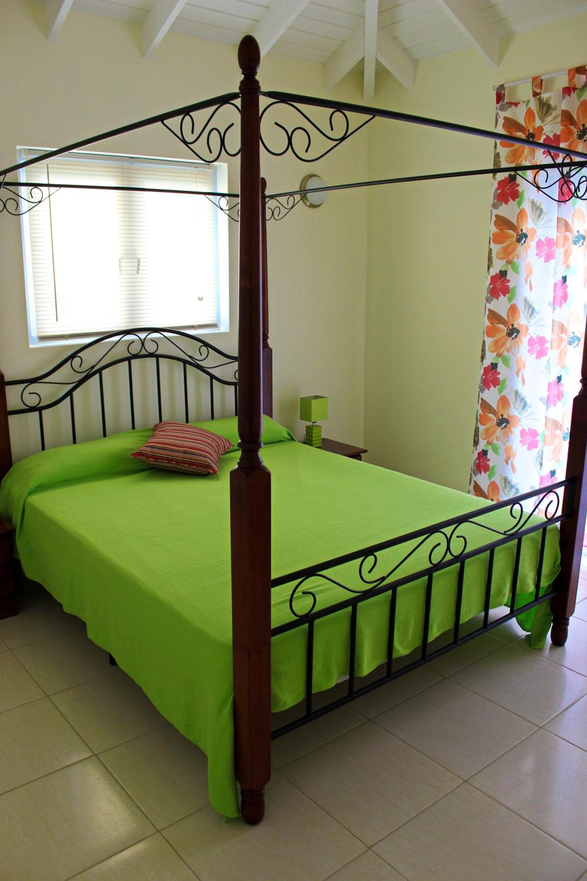 CAS IGUANA - Curacao - Villapark Fontein - Ferienhaus mit Pool