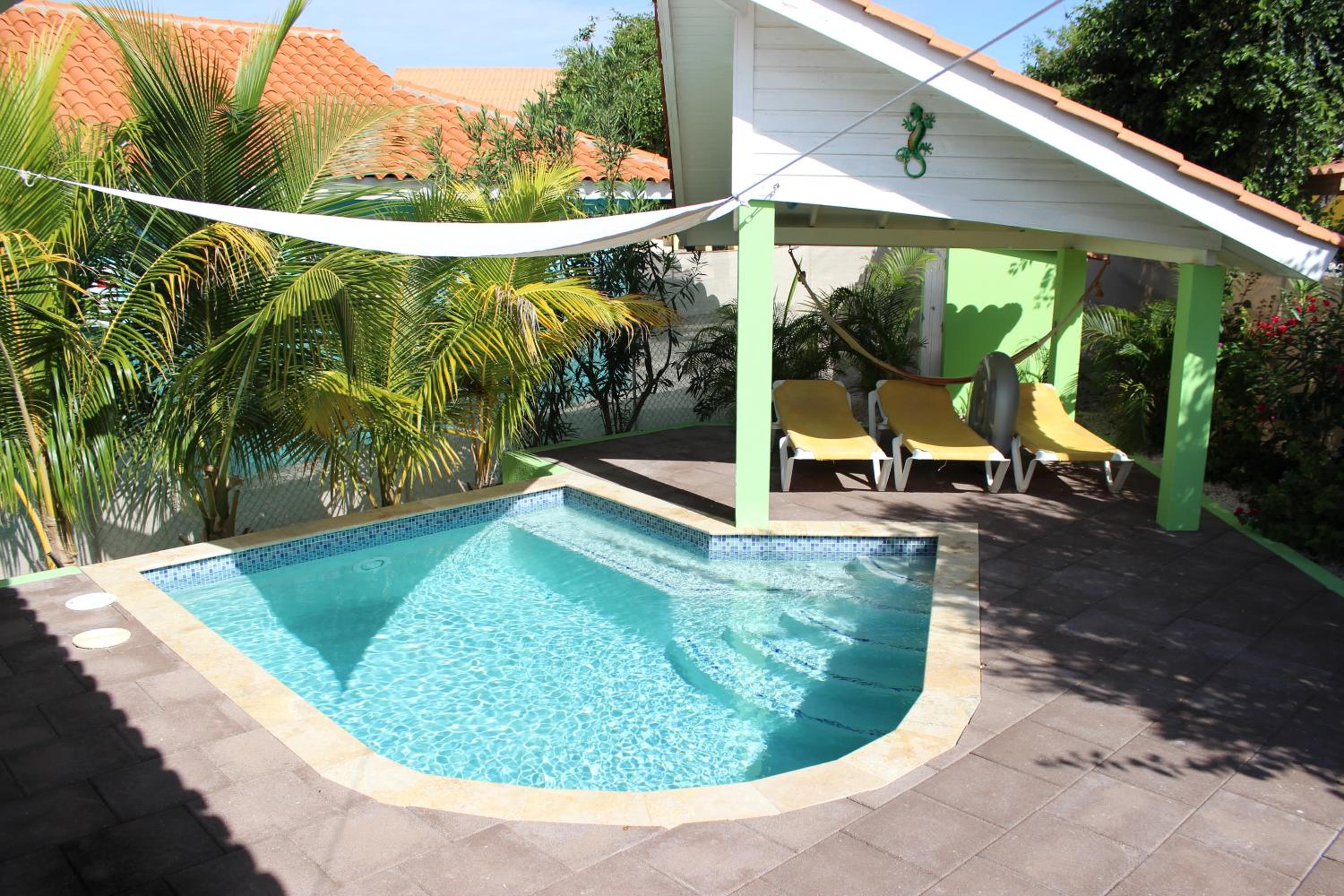 CAS IGUANA - Curacao - Villapark Fontein - Ferienhaus mit Pool