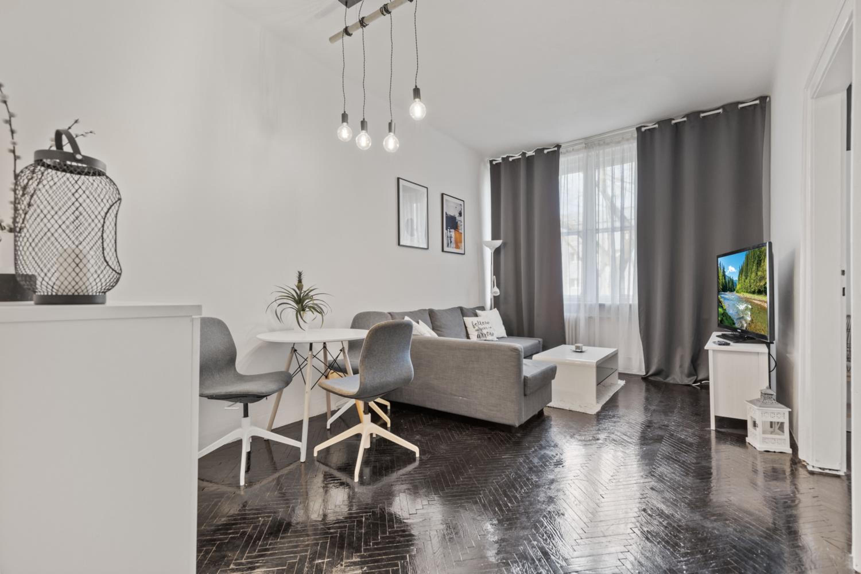 Central Home Retreat