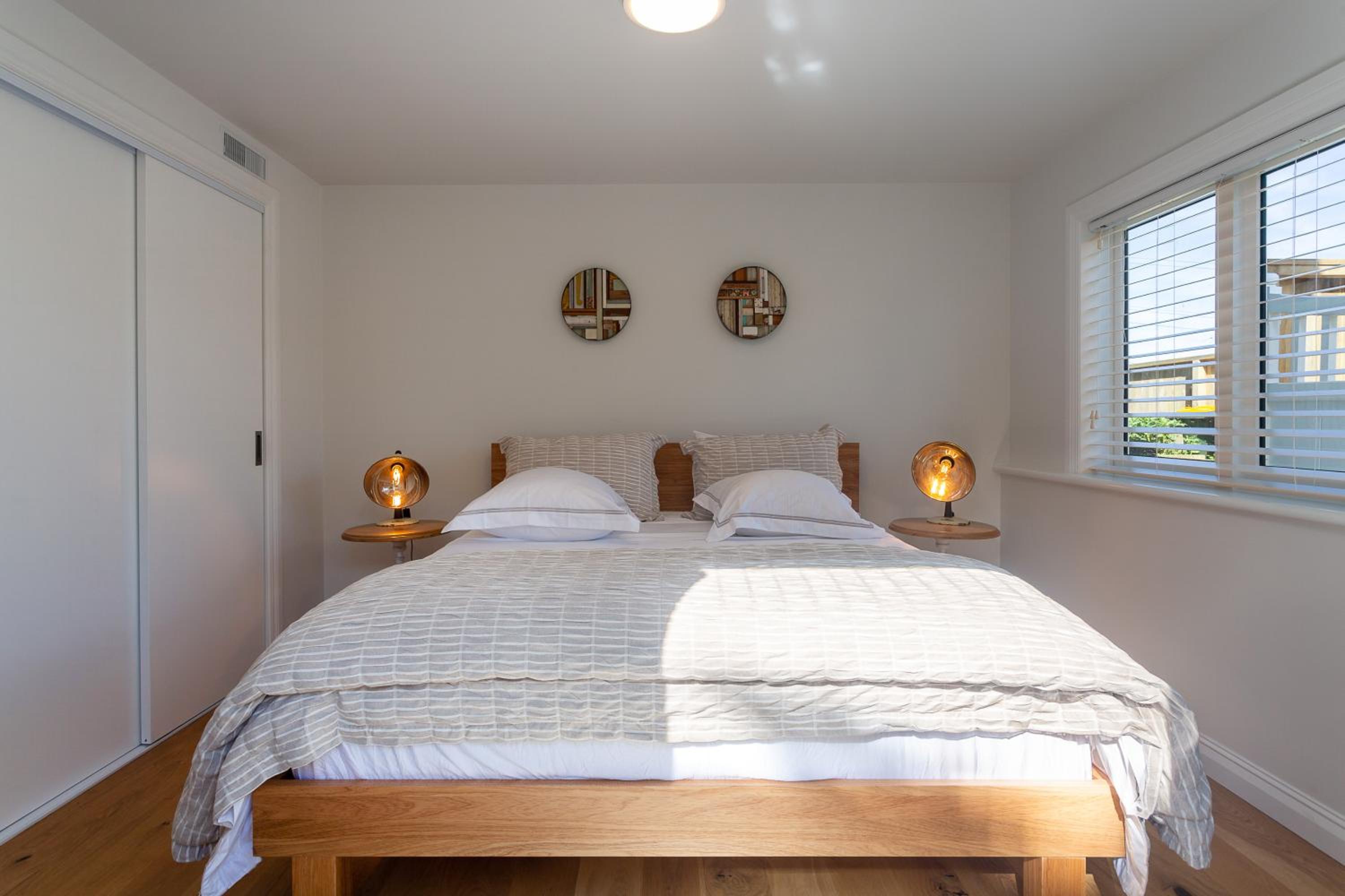 Stunning Self-contained Apartment view 4