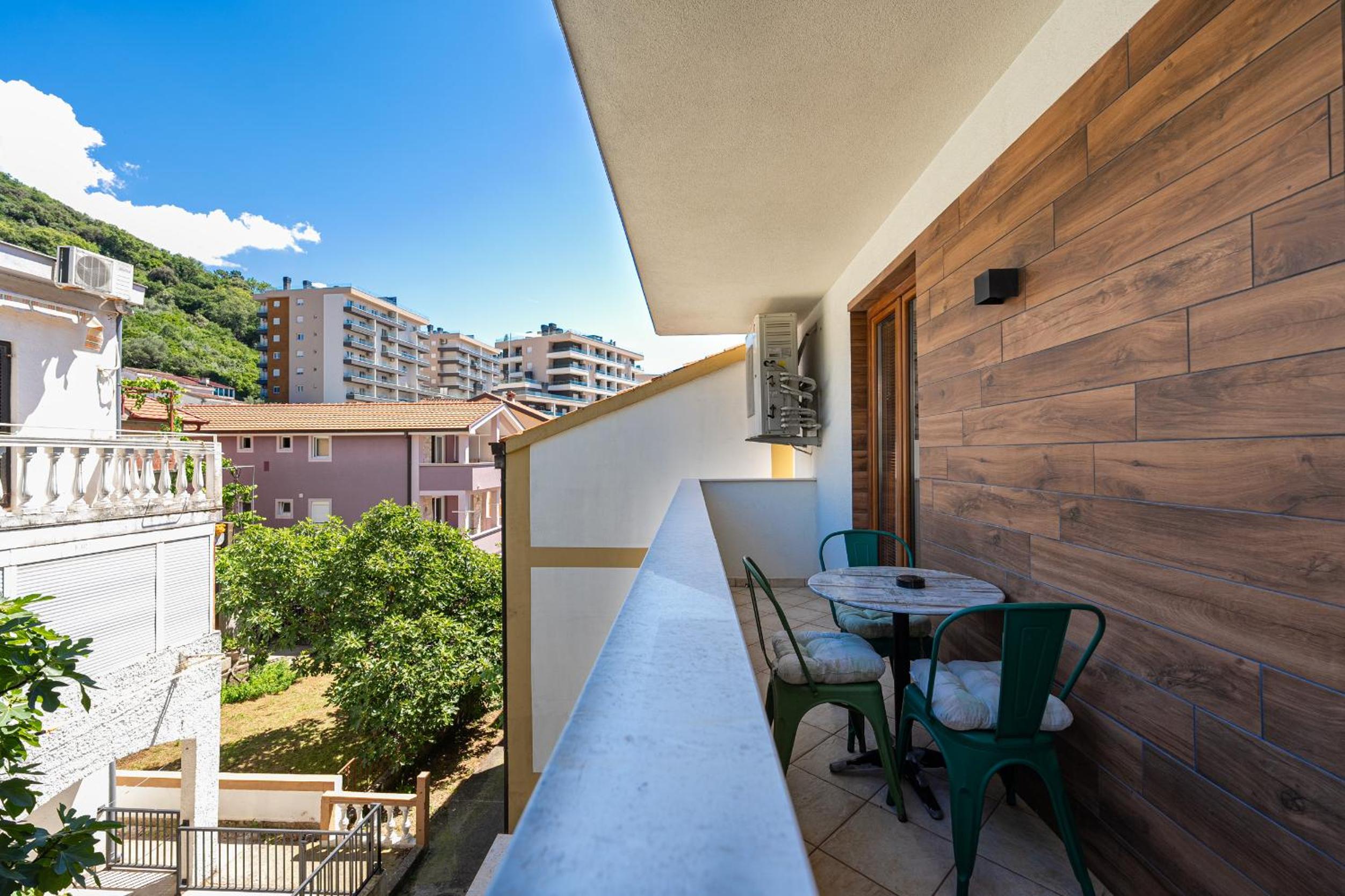Buba Apartments