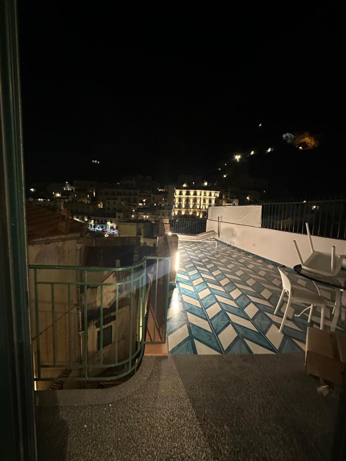 Palazzo Colavolpe Suite view 5