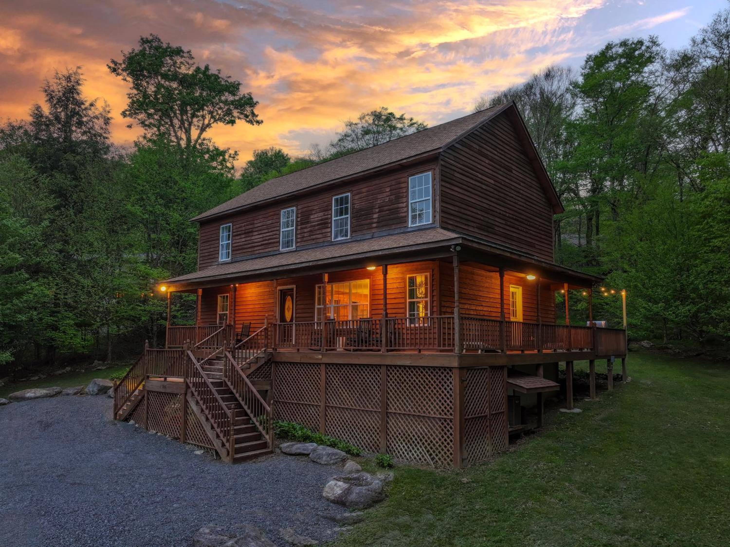 Hotel Entire cabin on Sugar Mountain - Image 1