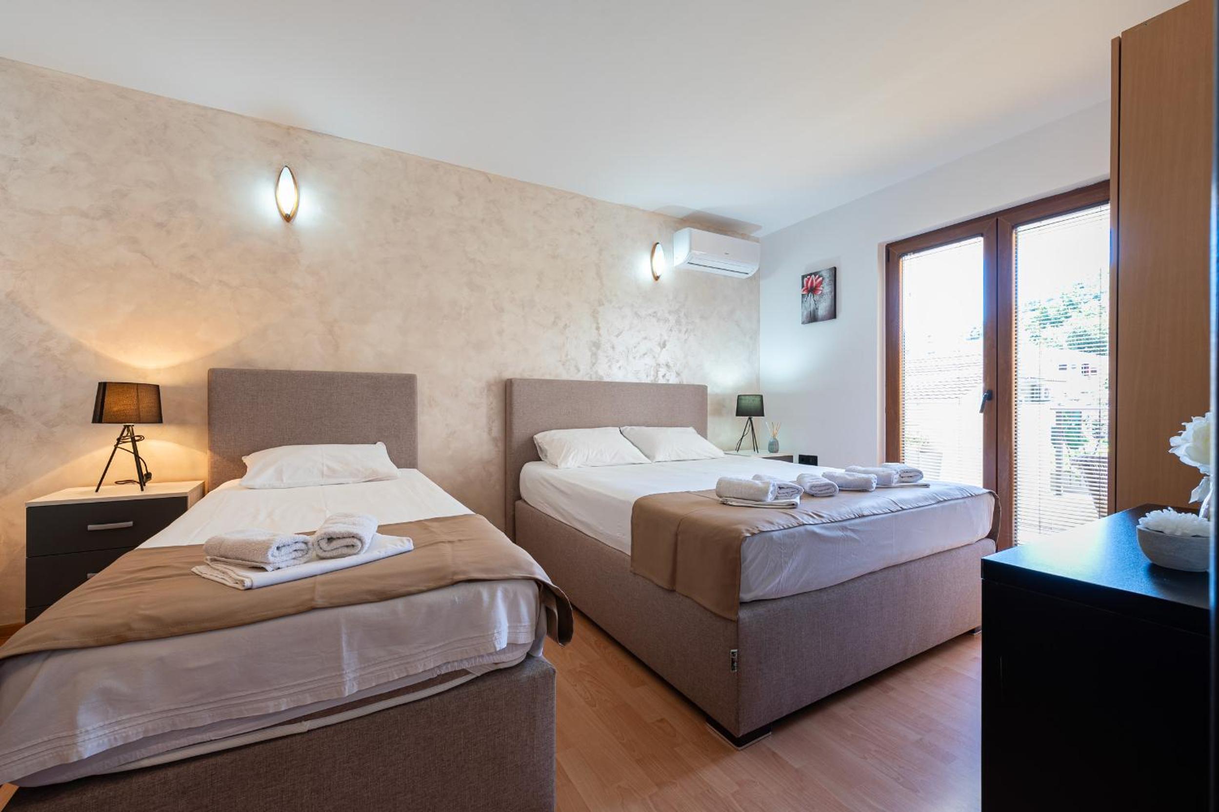 Buba Apartments