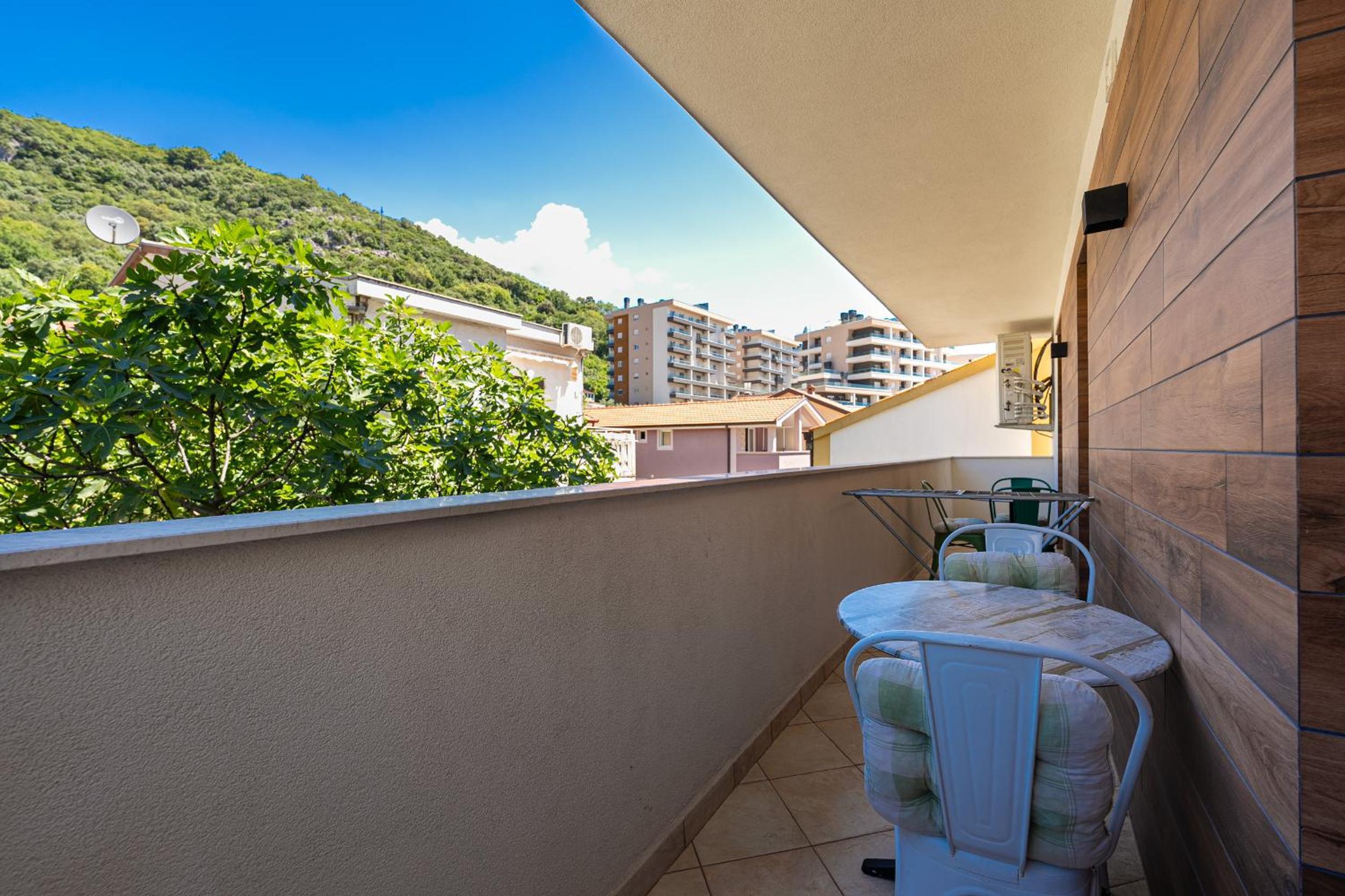 Buba Apartments