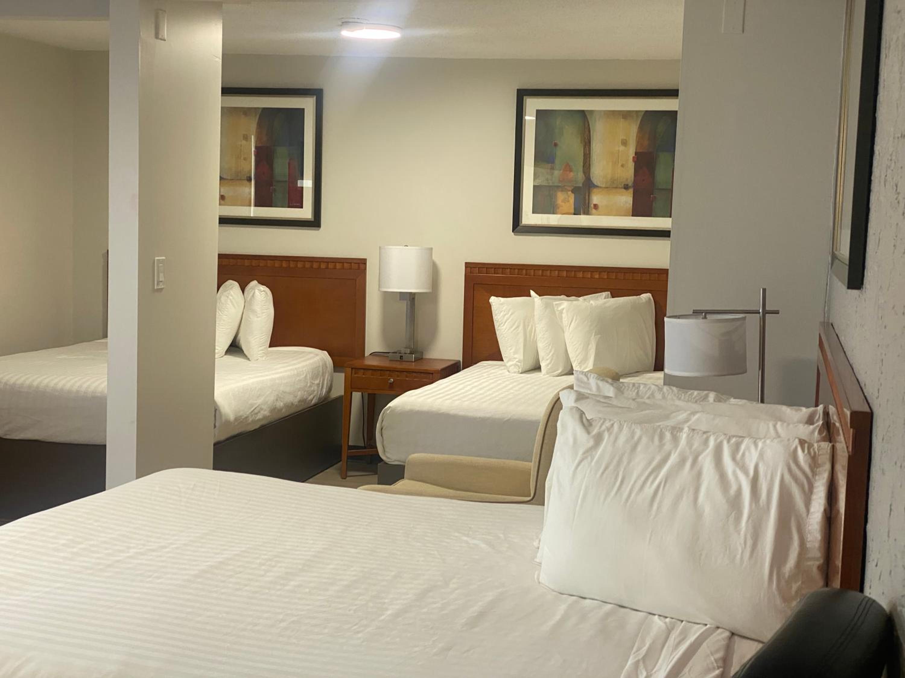 Riverside Motel - Image 5