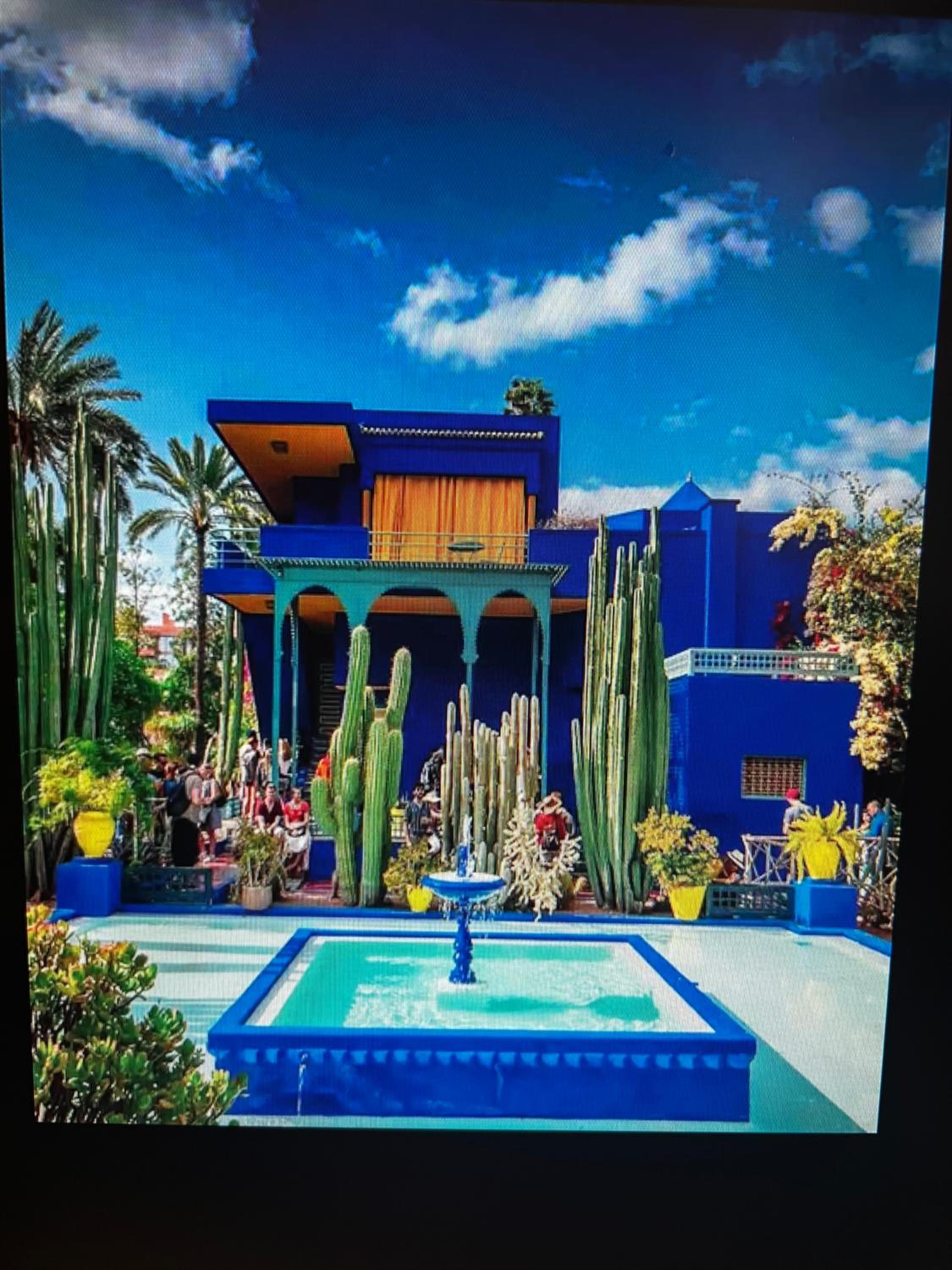 Hotel Beautiful, great equipped 122 m holiday apartment near Majorelle Garden and Gueliz with pool views and a large balcony and terrace - Image 1