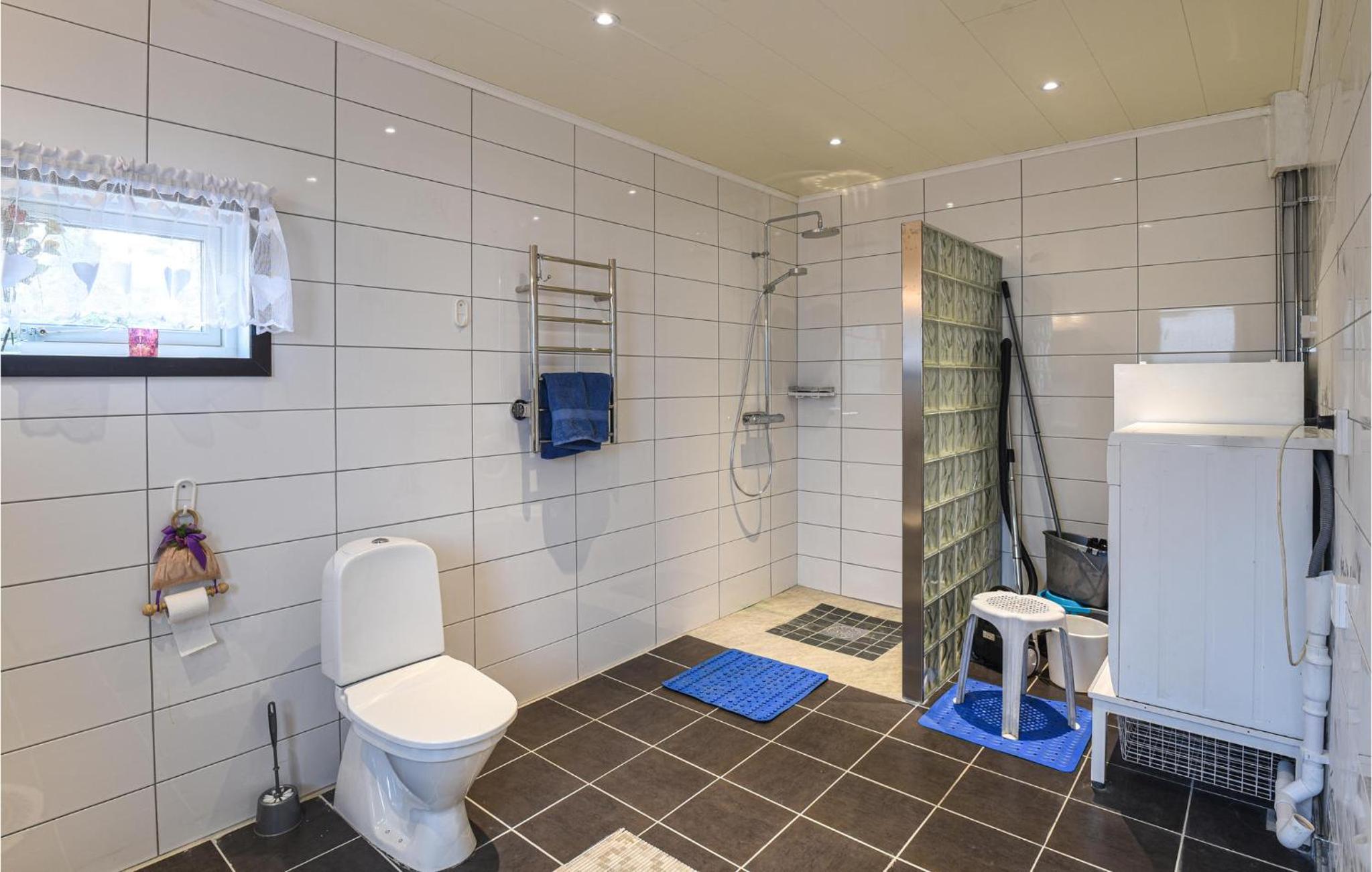 4 Bedroom Pet Friendly Home In Visby