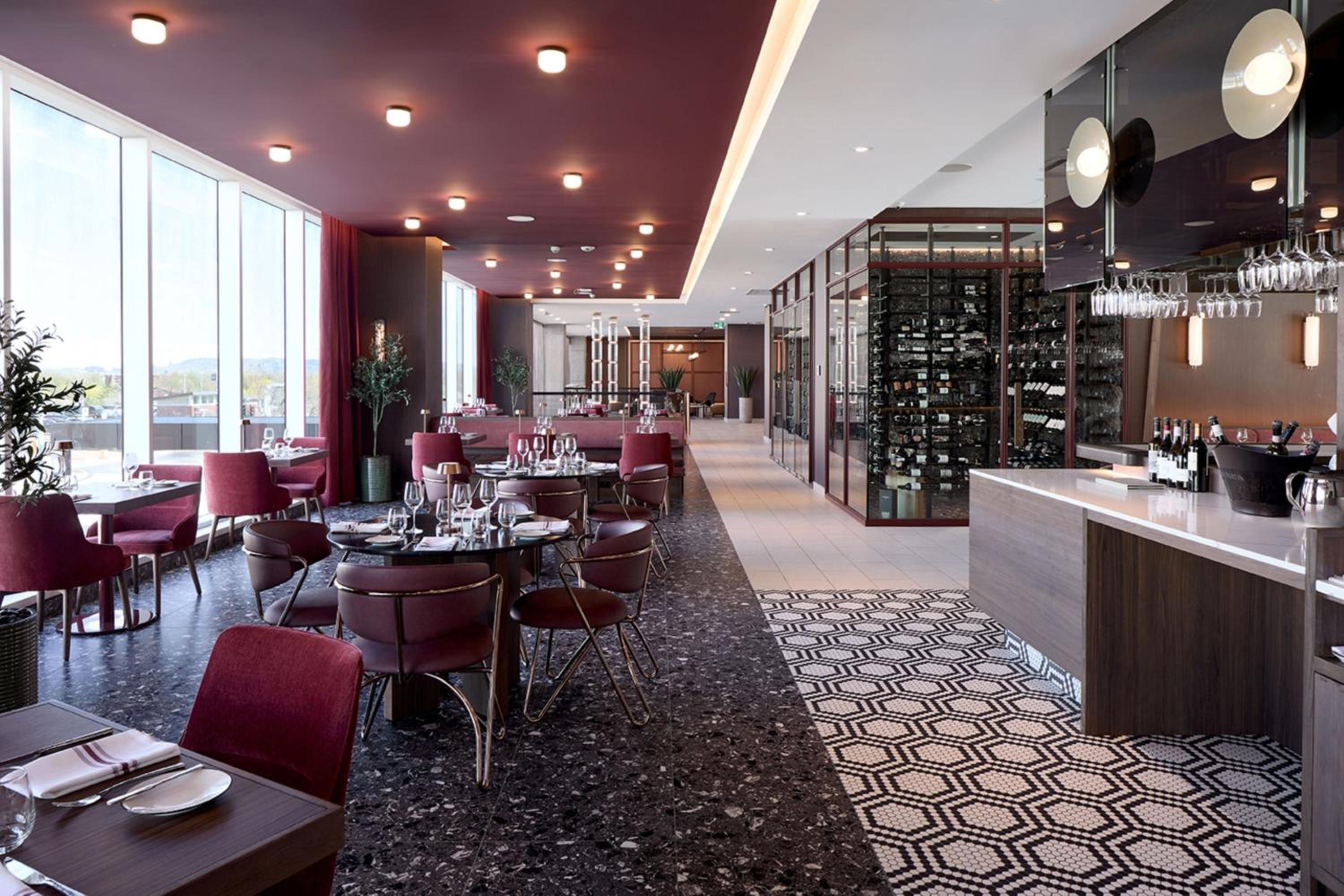 Montreal Vacations - Courtyard by Marriott Montreal Laval - Property Image 5