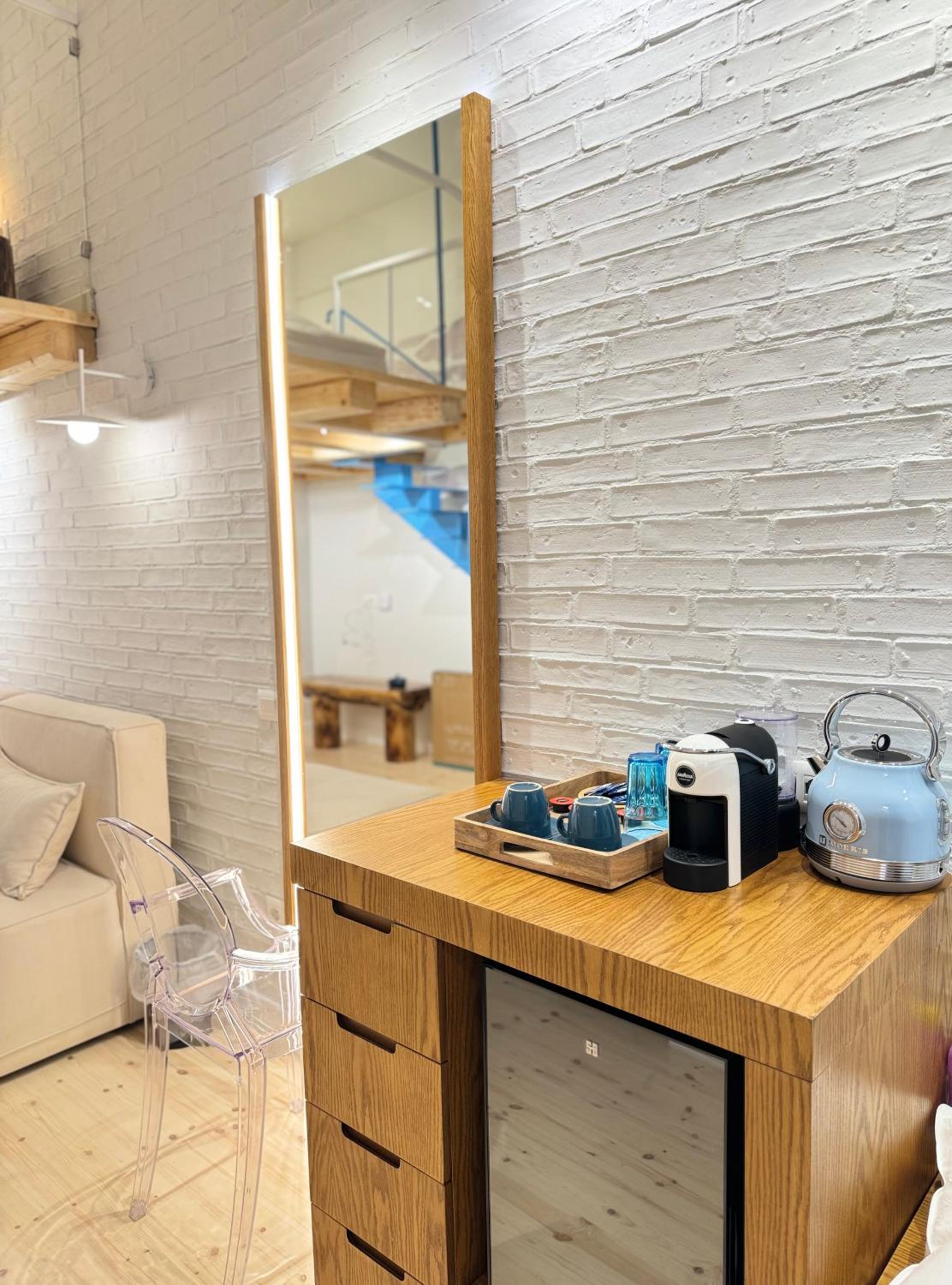 Elpis Guest House
