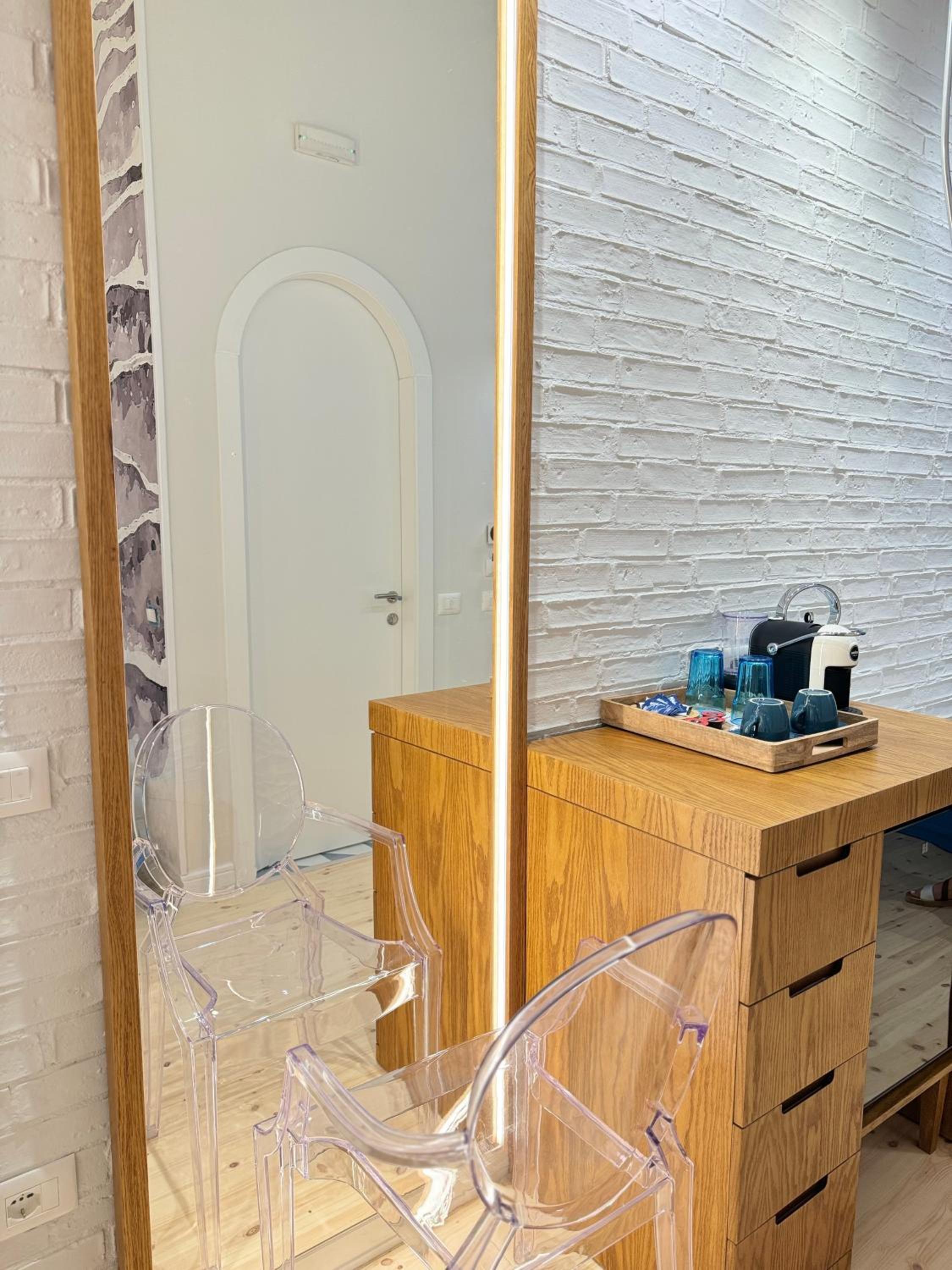 Elpis Guest House