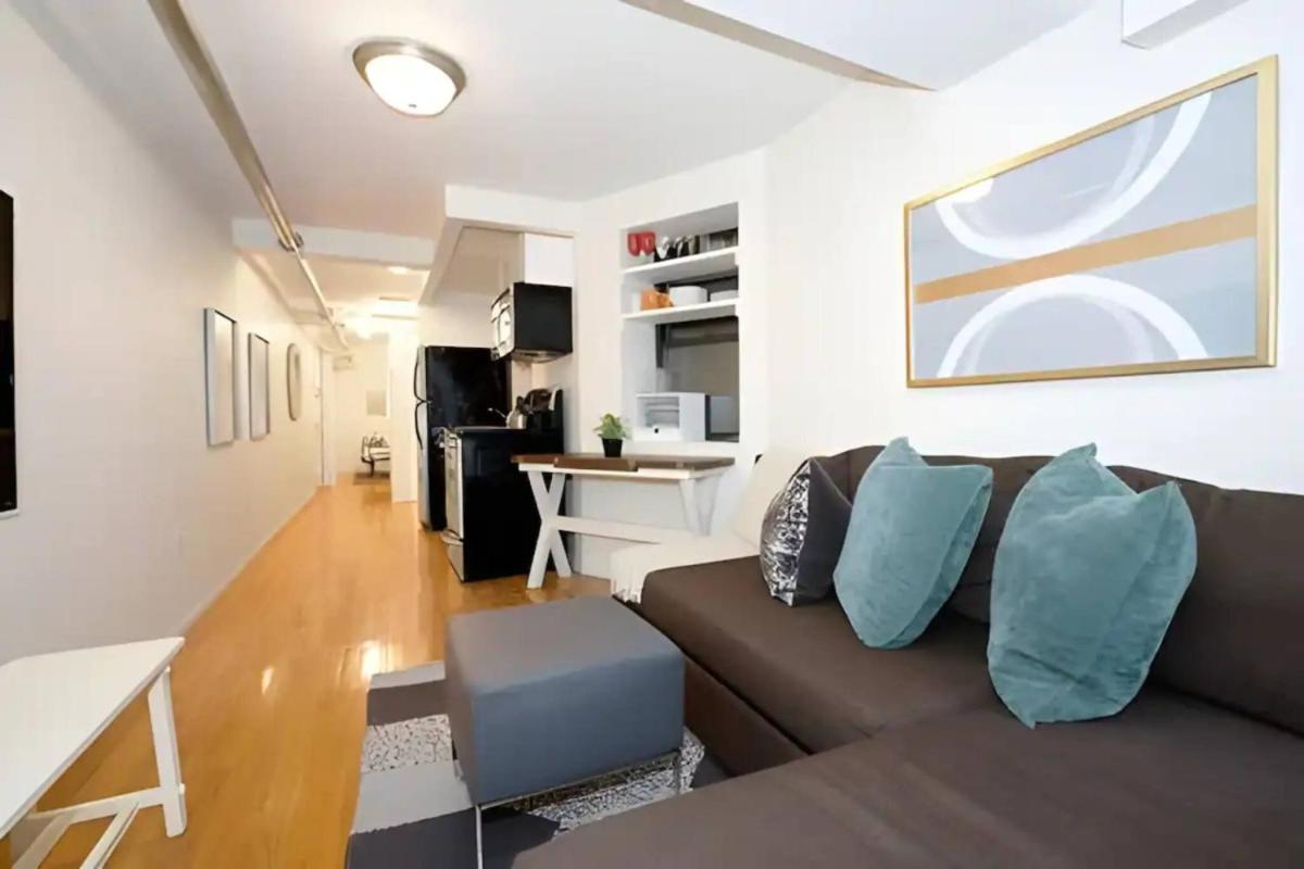 For Rent in Chelsea Your Ideal Space Awaits l Cardi l