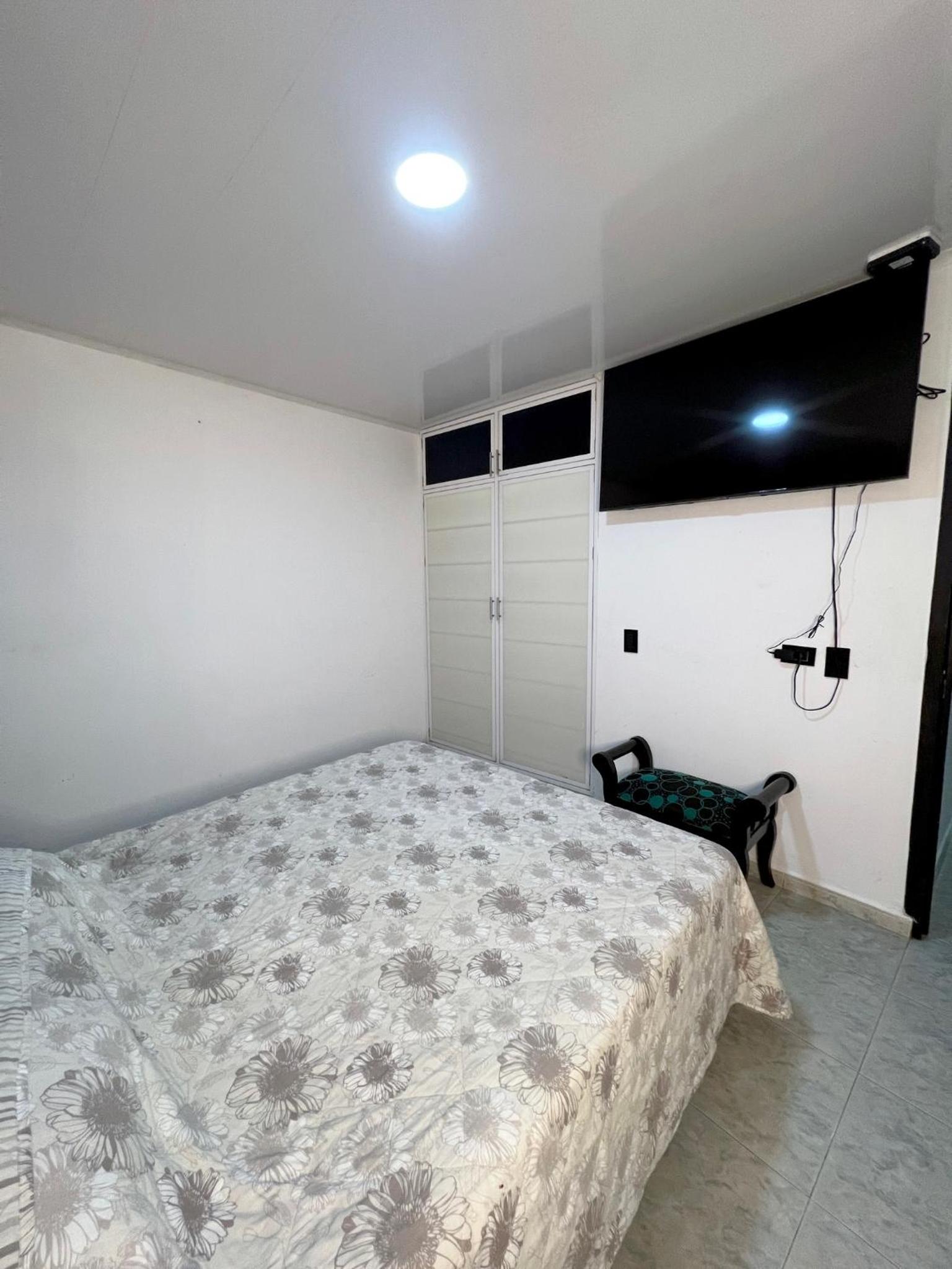 Tres habitaciones con Cuatro Aires acondicionados y Super lindo
