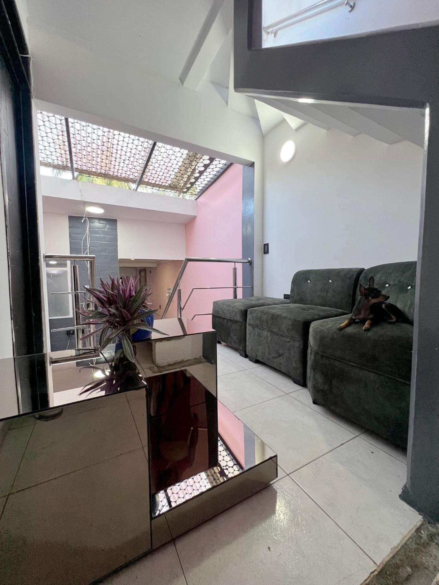 Tres habitaciones con Cuatro Aires acondicionados y Super lindo