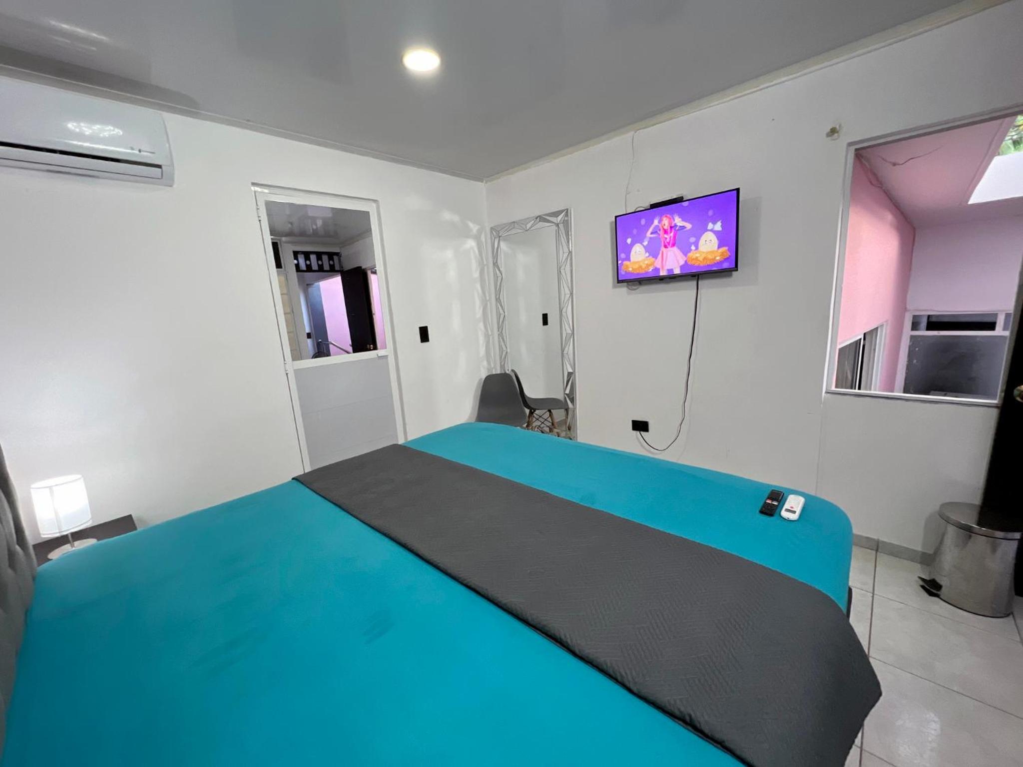 Tres habitaciones con Cuatro Aires acondicionados y Super lindo