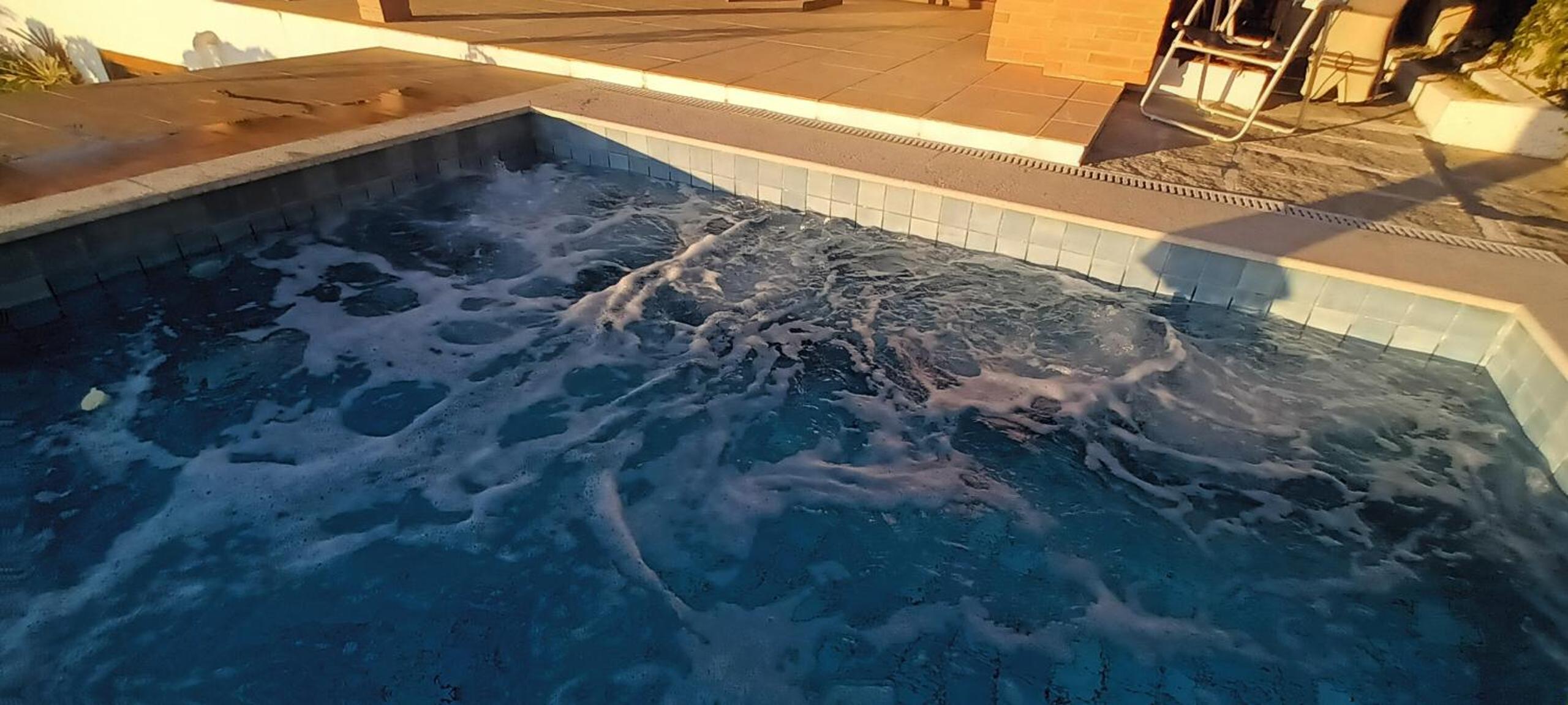 Casa e piscina privativa, vista para o mar em condomínio pé na areia