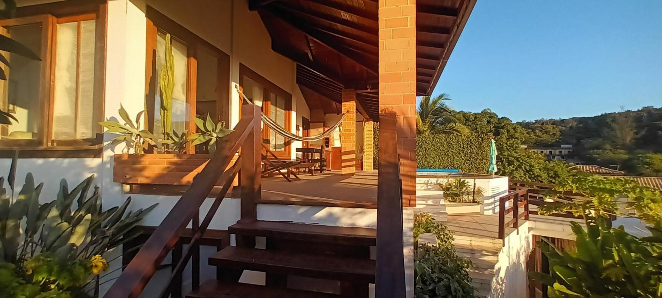 Casa e piscina privativa, vista para o mar em condomínio pé na areia