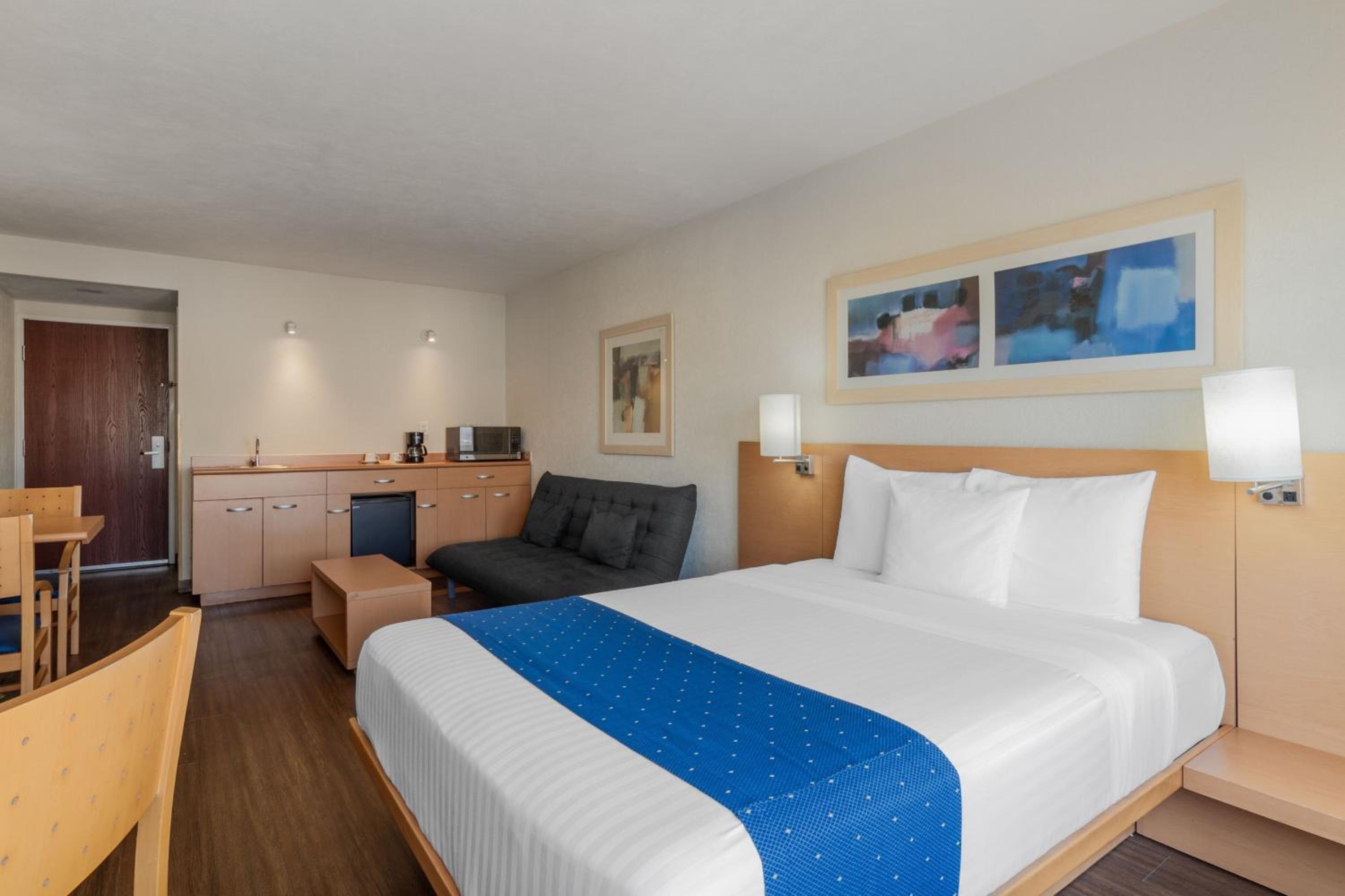 Tuxtla Gutierrez Vacations - City Express by Marriott Tuxtla Gutierrez - Property Image 2