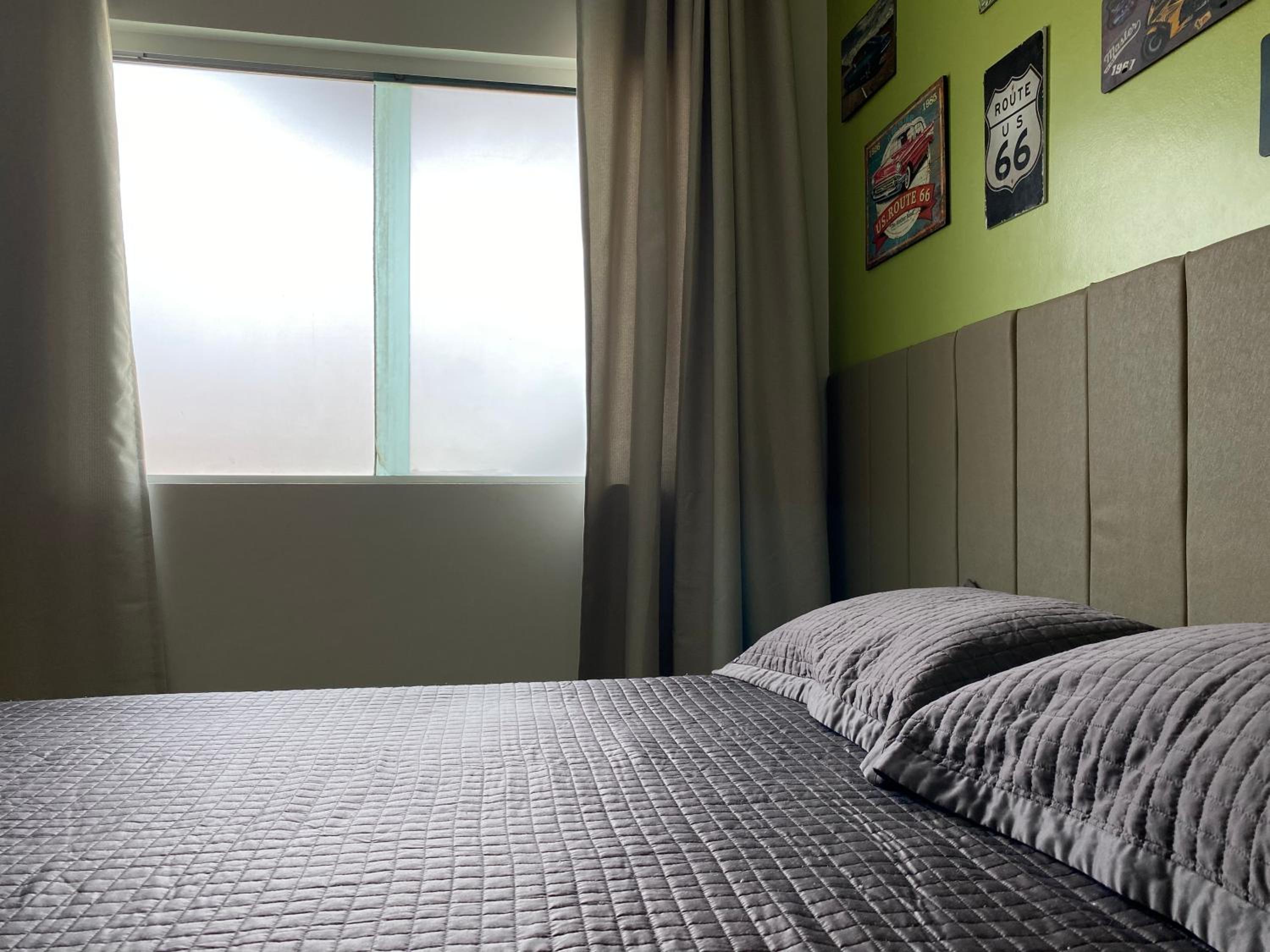 Duplex a 10min PP, com Ar, Internet, Estacionamento - Casa236