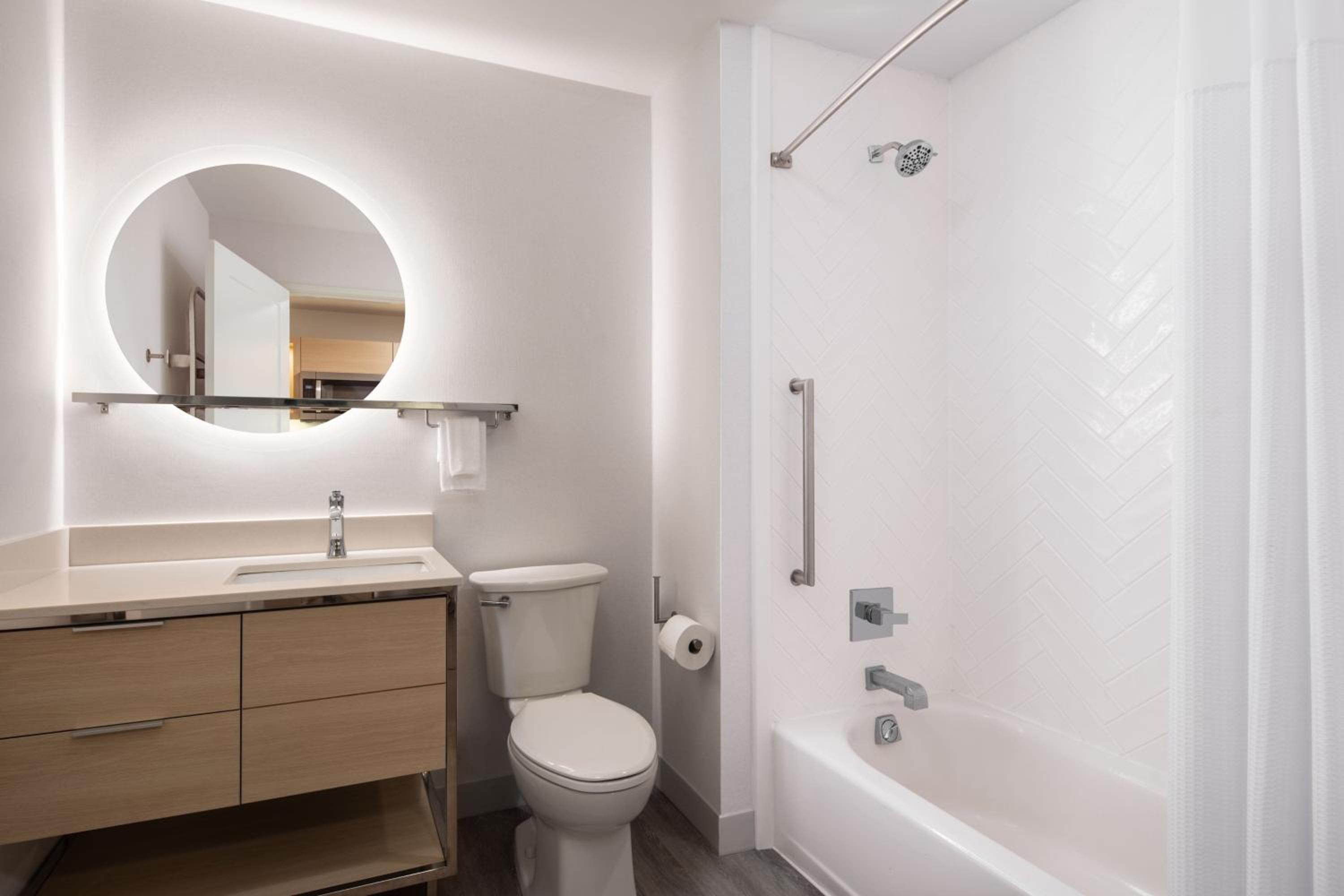 TownePlace Suites by Marriott New Philadelphia - Property Image 8