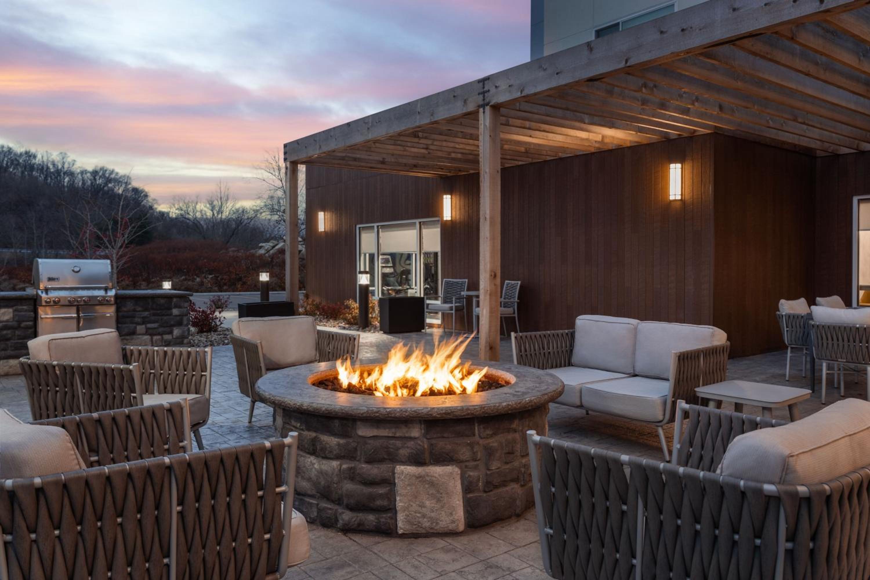 TownePlace Suites by Marriott New Philadelphia - Property Image 15