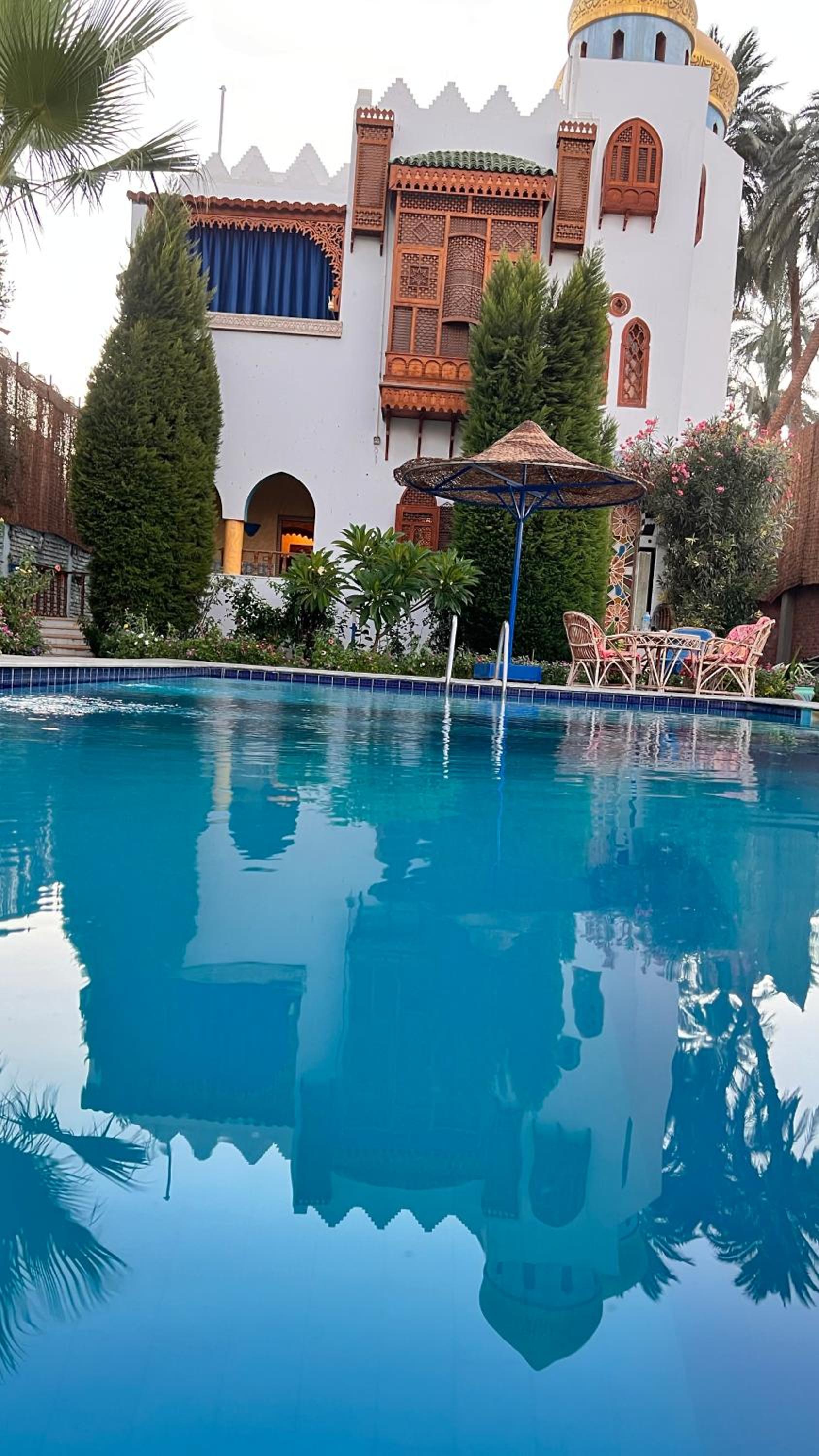 Villa Barba Luxor