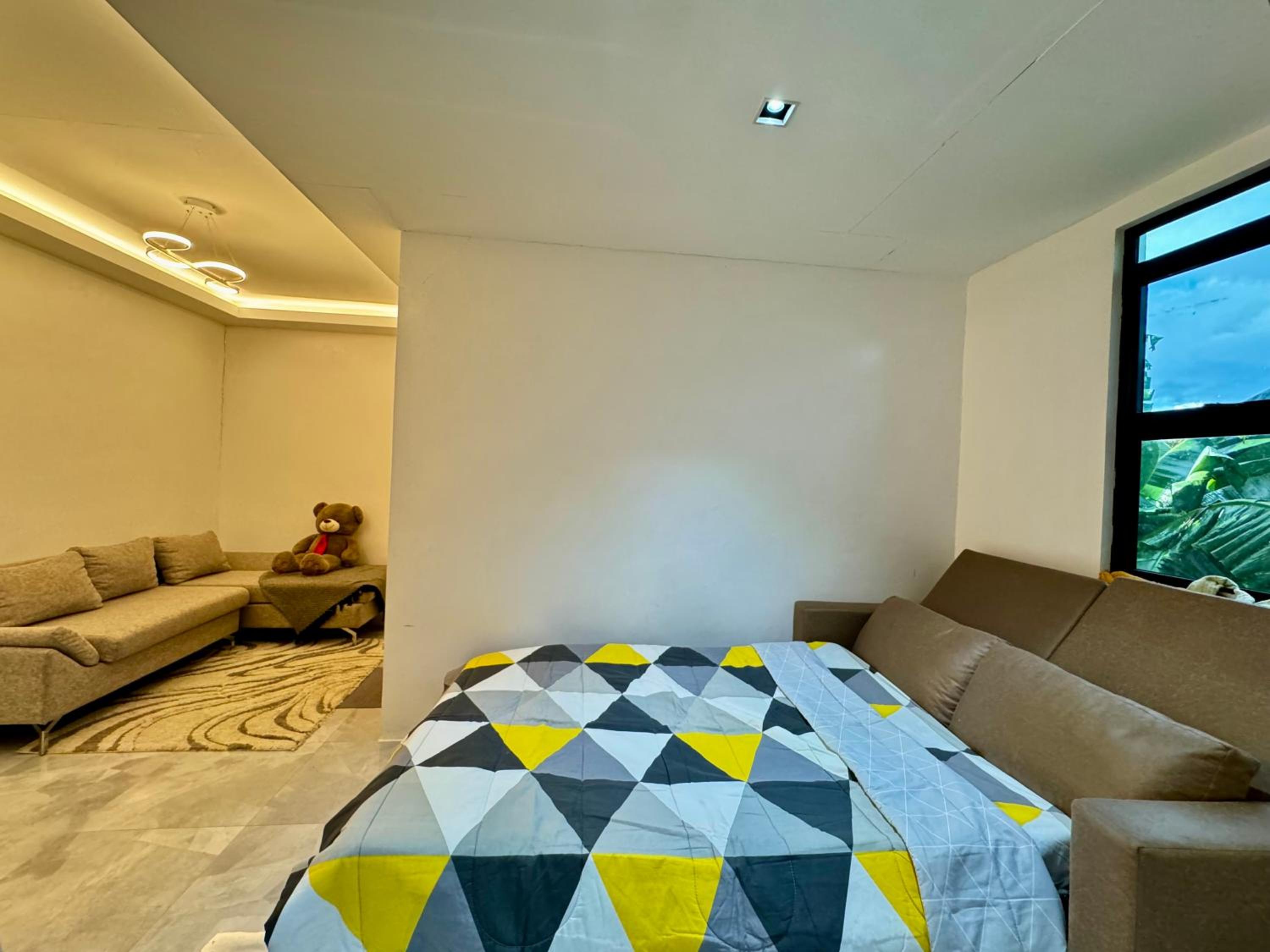 edZtaycation house