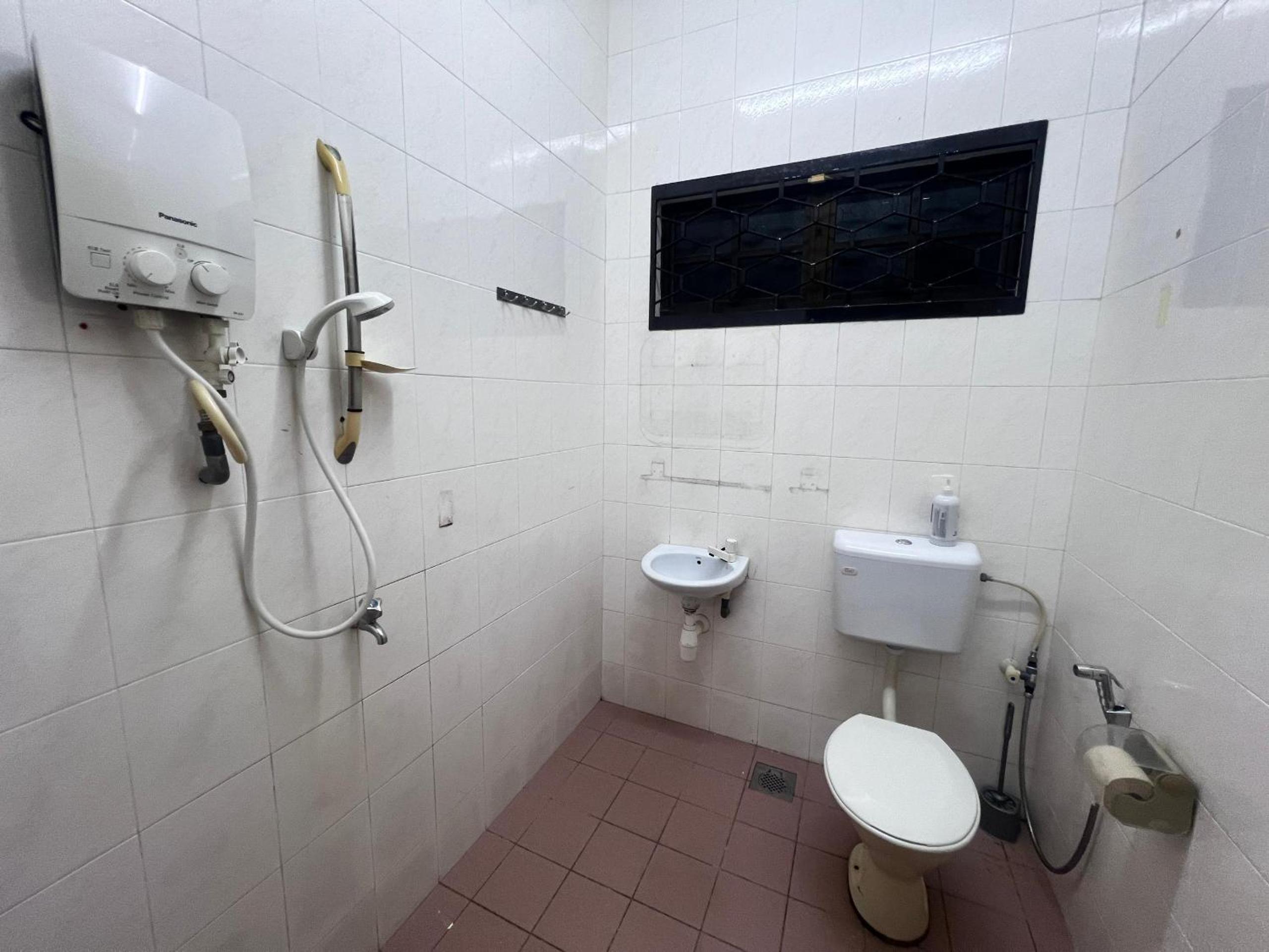 Villa near Adda Heights Yi Jia Restaurant with KTV Mini Theatre n Pool Table