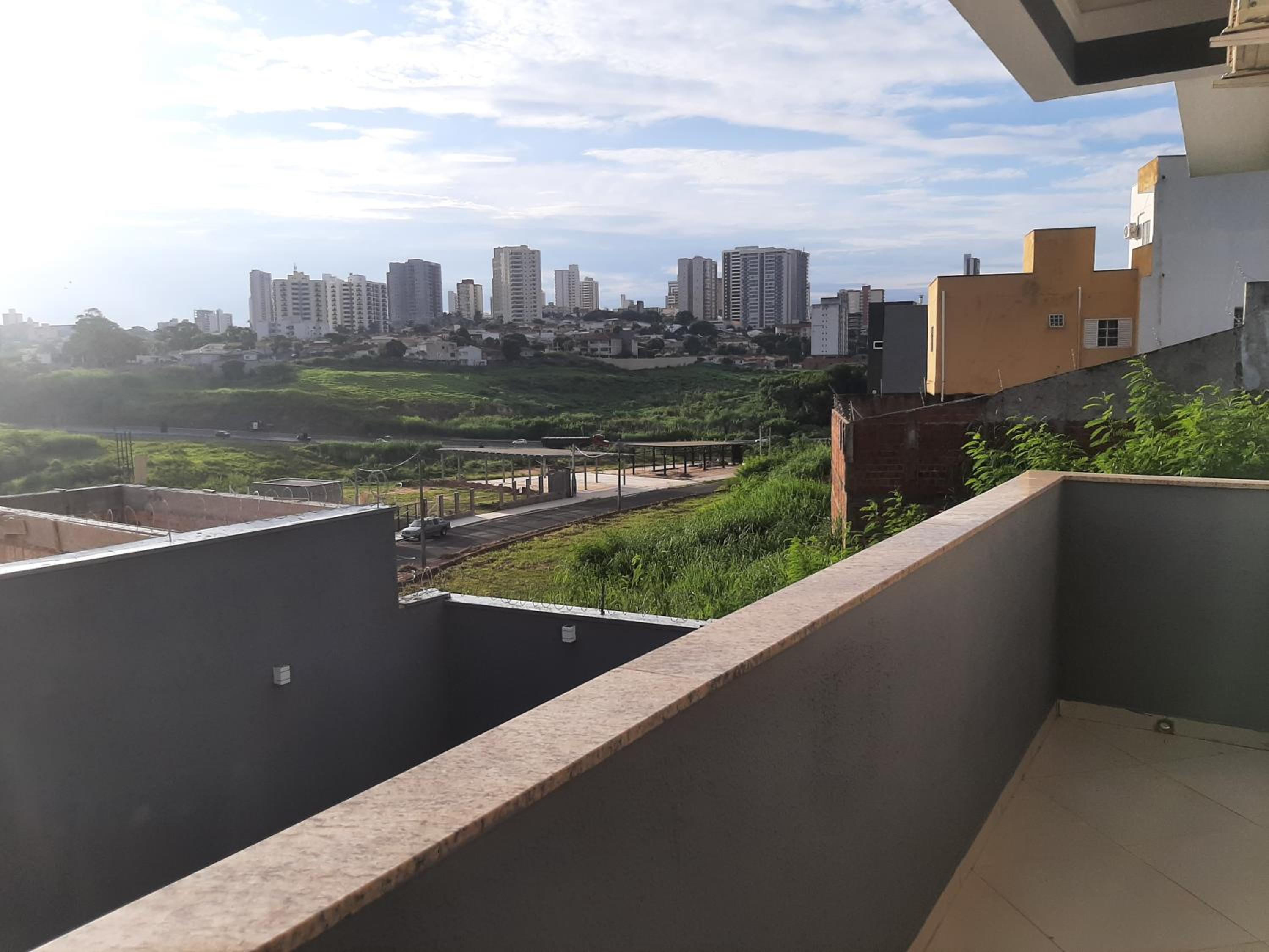 casa bem localizada no parati