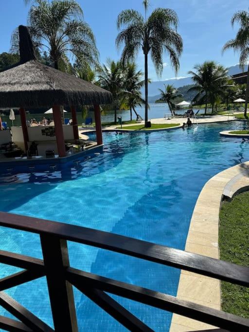 Lindo flat no Costabella resort