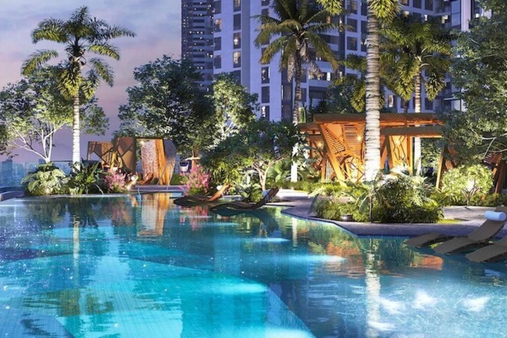1 Bedroom City View Apartment