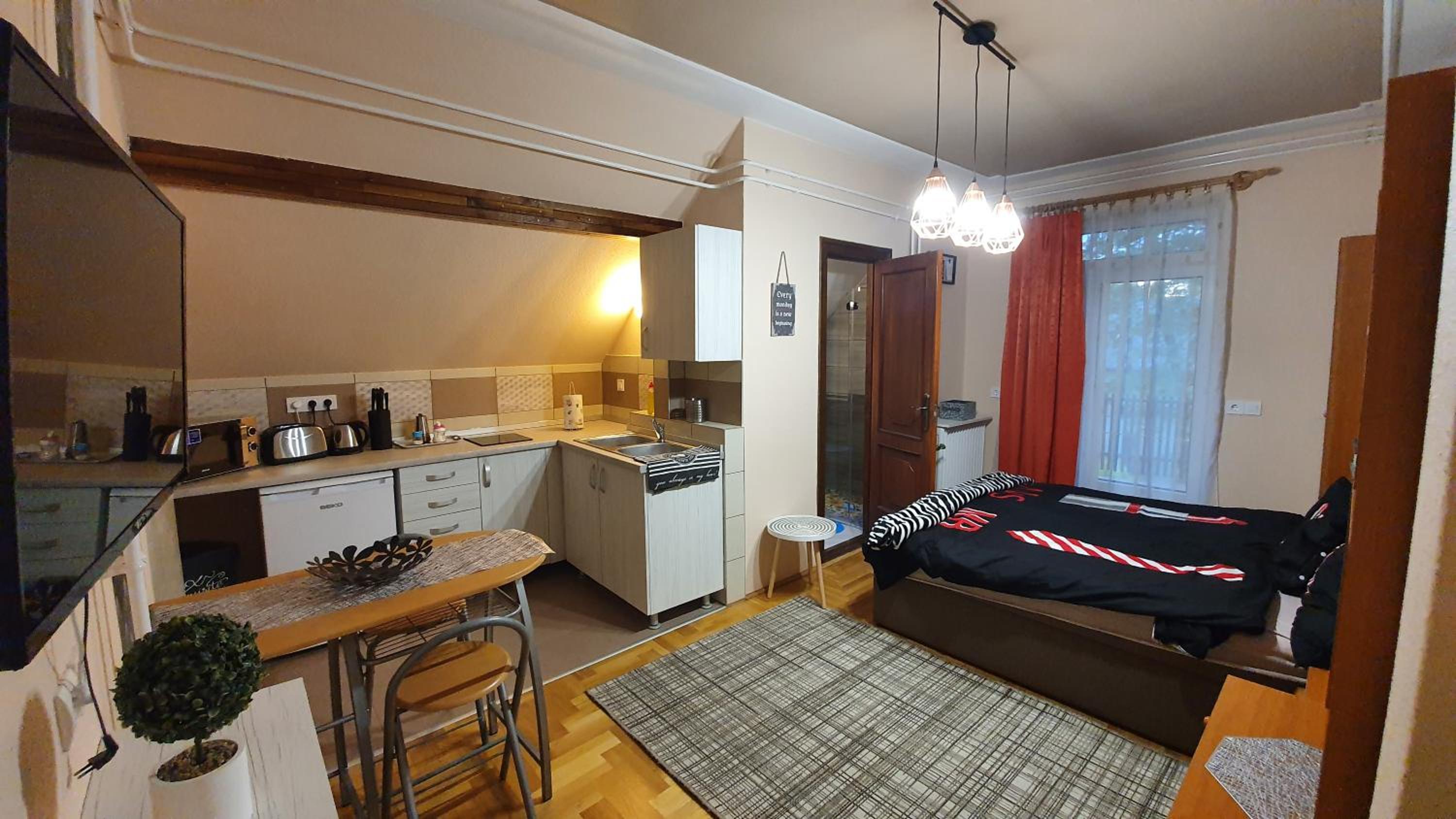 Ágnes Vendégházak Siófok-apartman 2 view 5