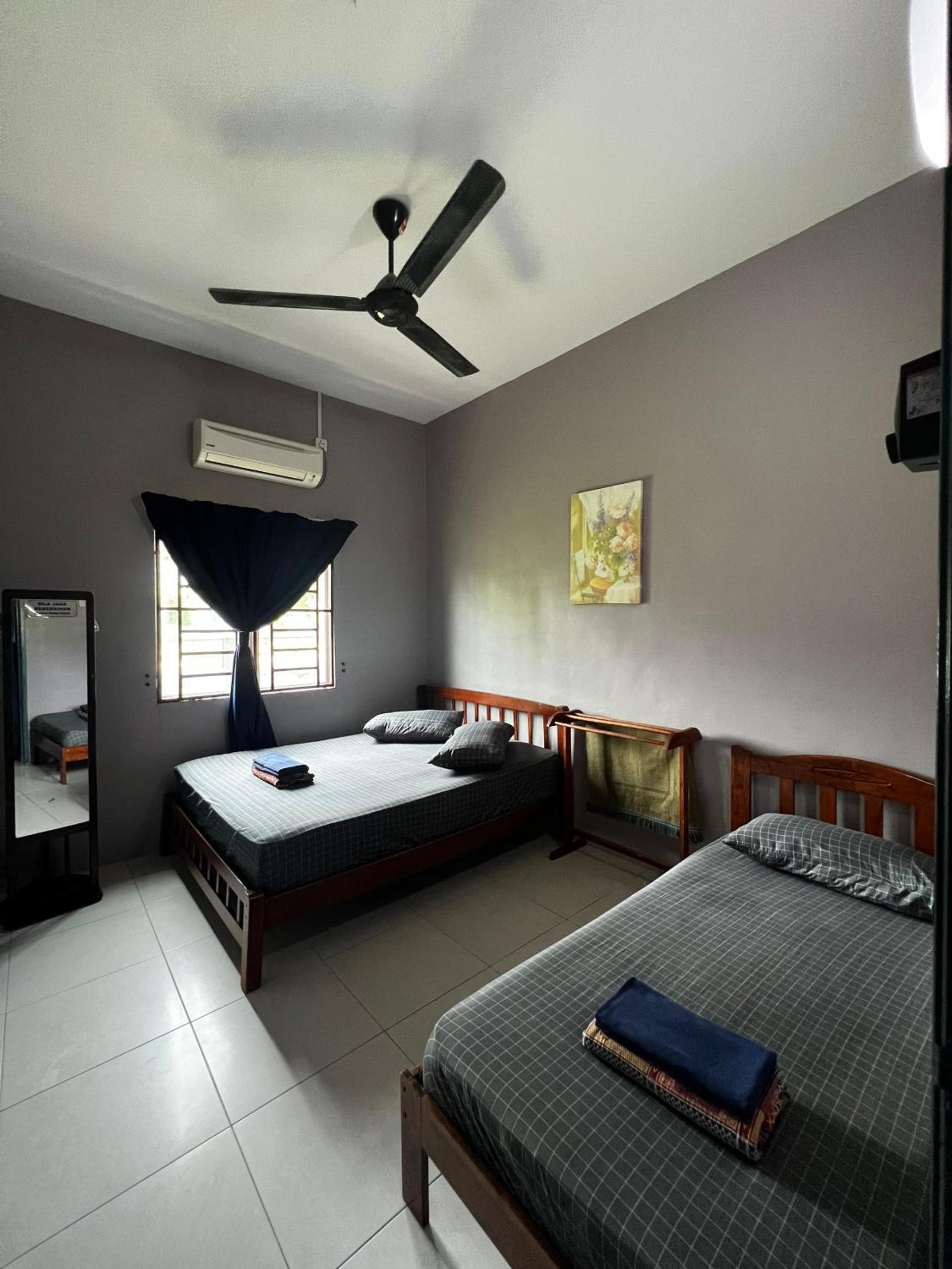 Taiping Homestay Husna Afina photo 7