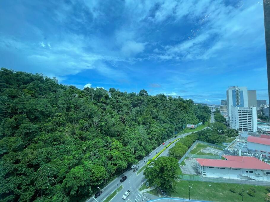Birds Of Paradise Seaview Suite Jesselton Quay 天堂鸟海景套房 photo 3