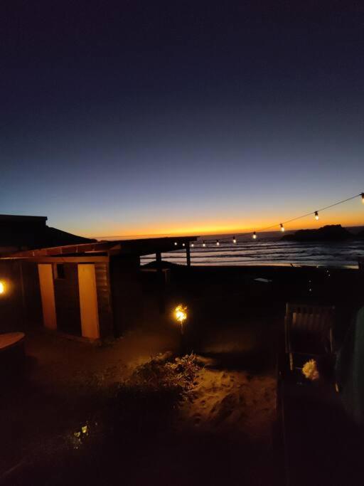 Tinaja a orilla de playa Matanzas
