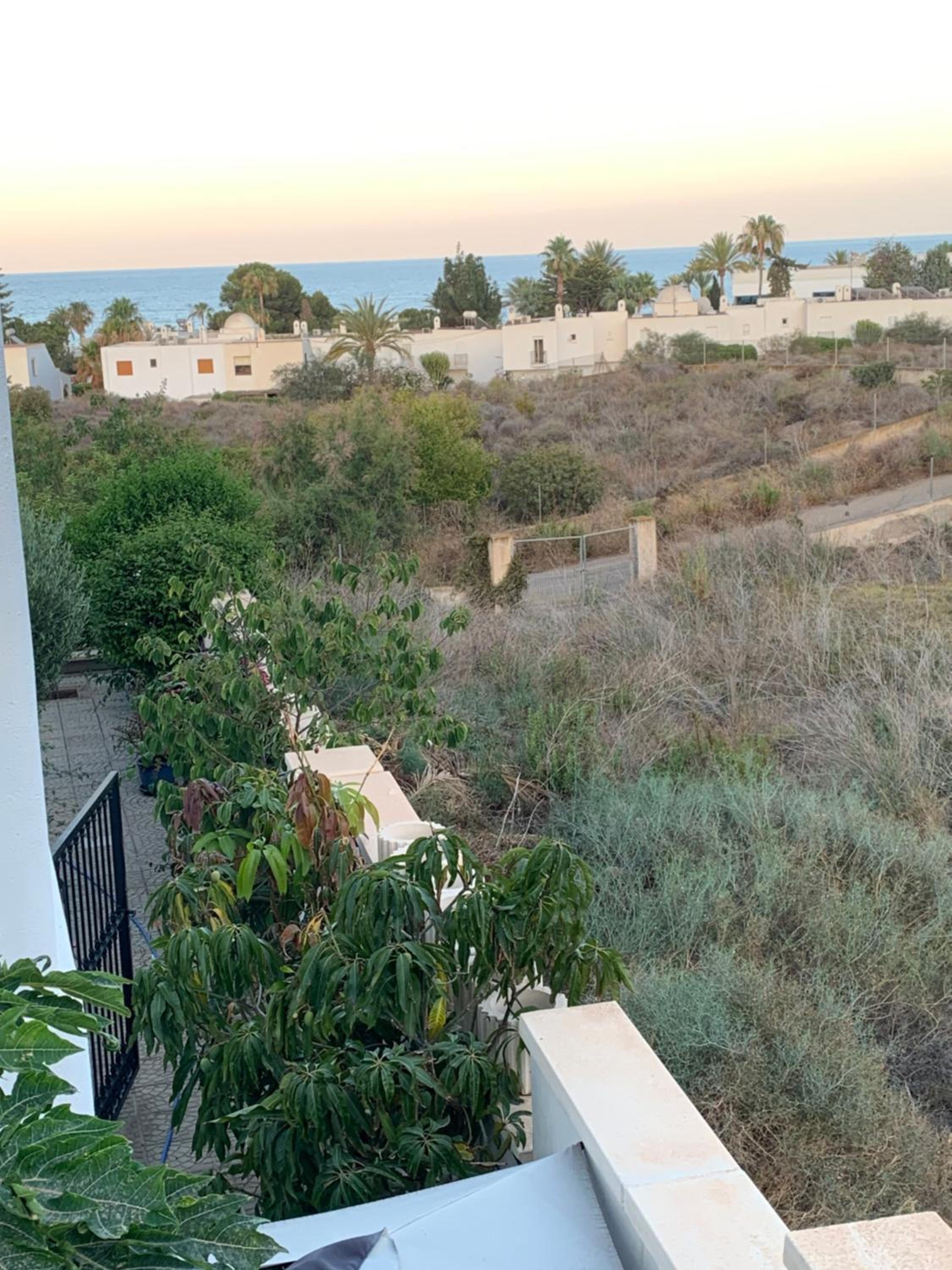 Maison Alriad - Alojamiento familiar tranquilo cerca del mar con jardín, porche y parking privado en el interior de la finca no apto para fiestas